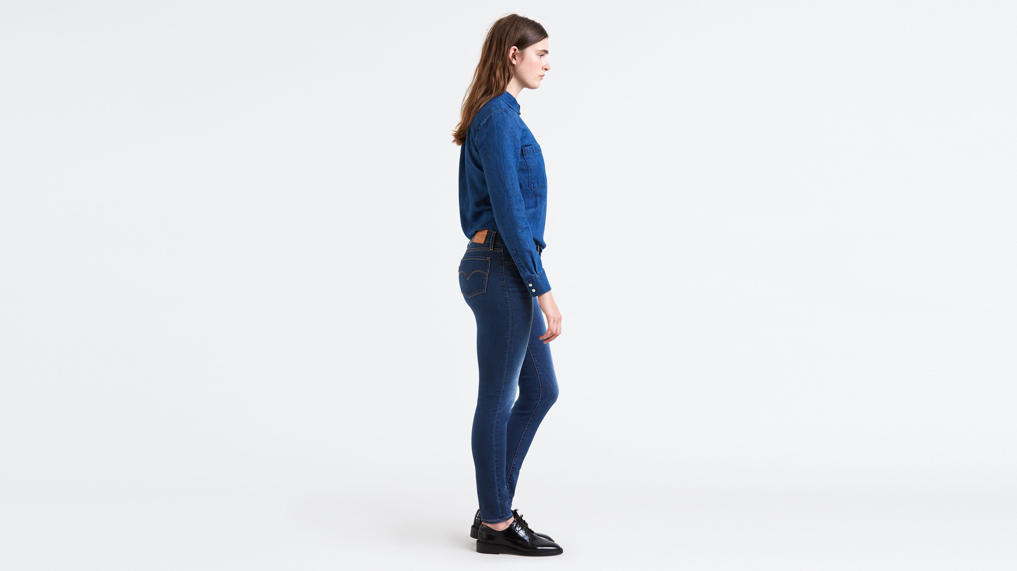 Levi's 711 skinny store extra mile