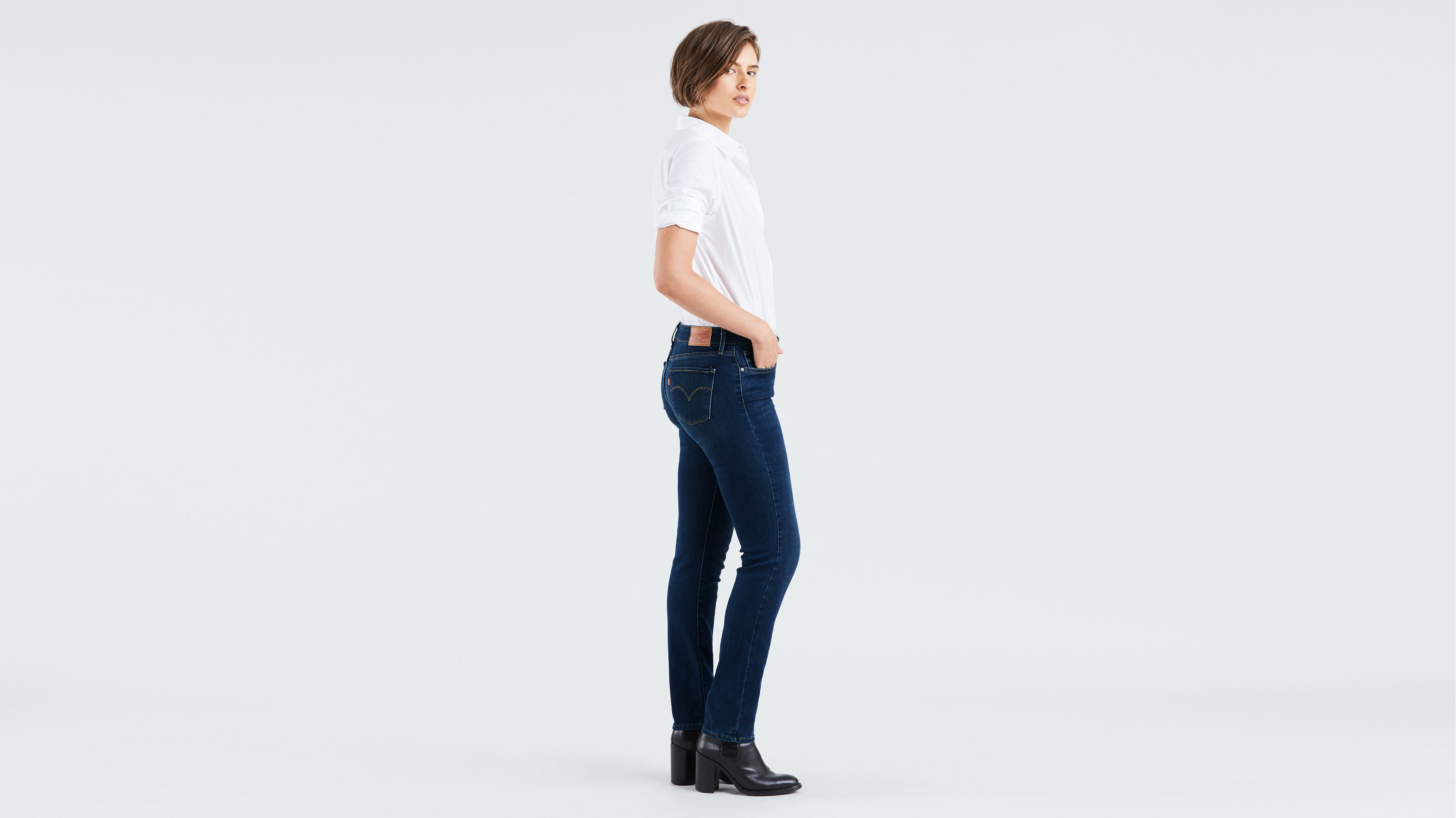 ladies 712 slim levi's jeans