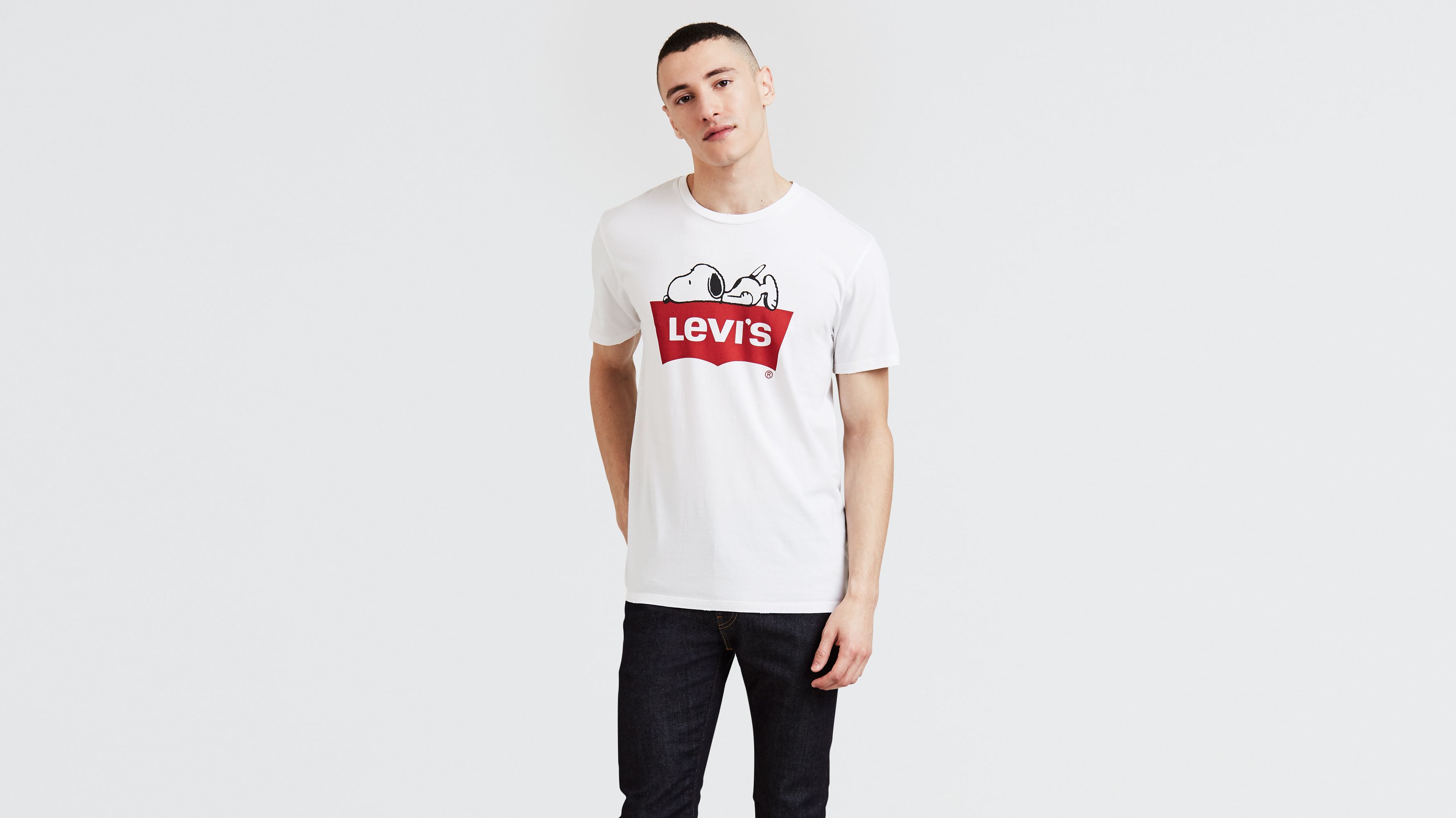 levis white shirt with red logo