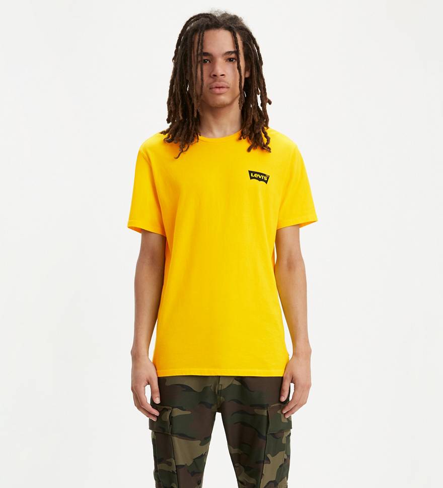 Levi’s® Chest Patch Logo Tee Shirt - Yellow | Levi's® US