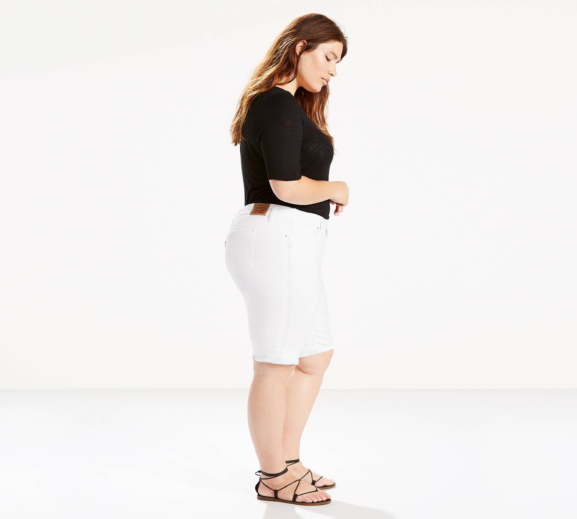Shaping Bermuda Womens Shorts (plus Size) - White | Levi's® US