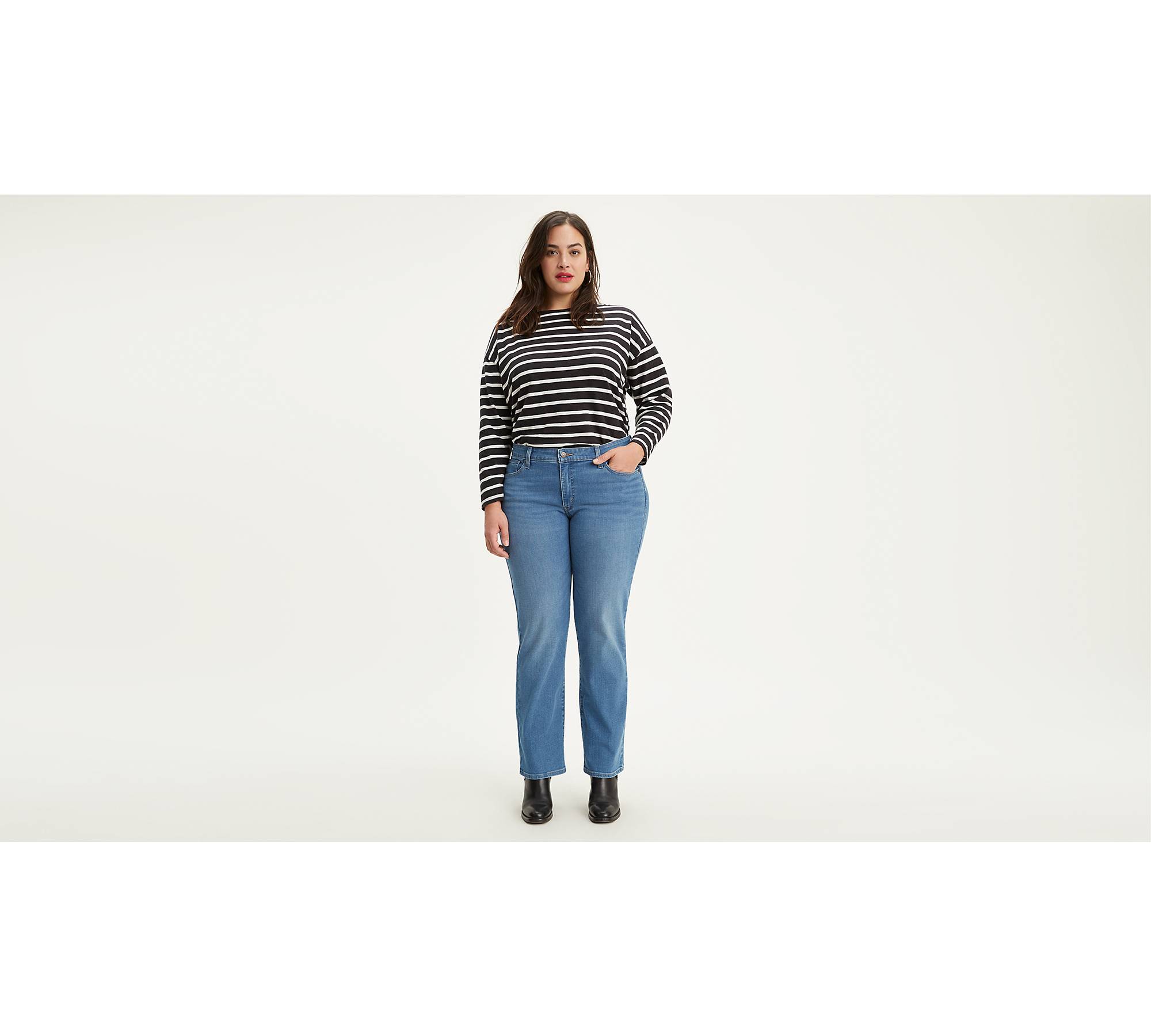 Classic Straight Women's Jeans (plus Size) - Medium Wash