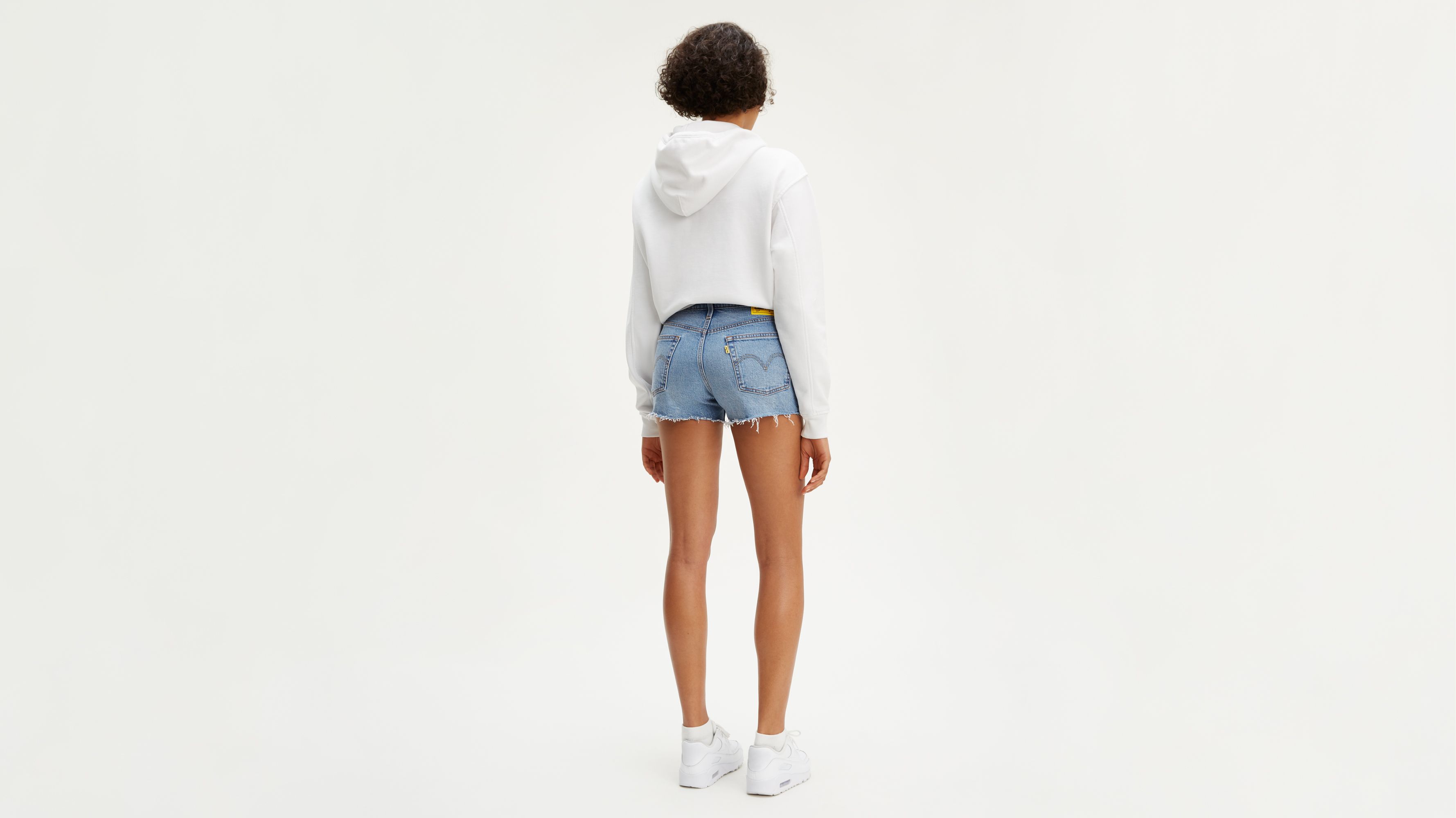 levis peanuts shorts