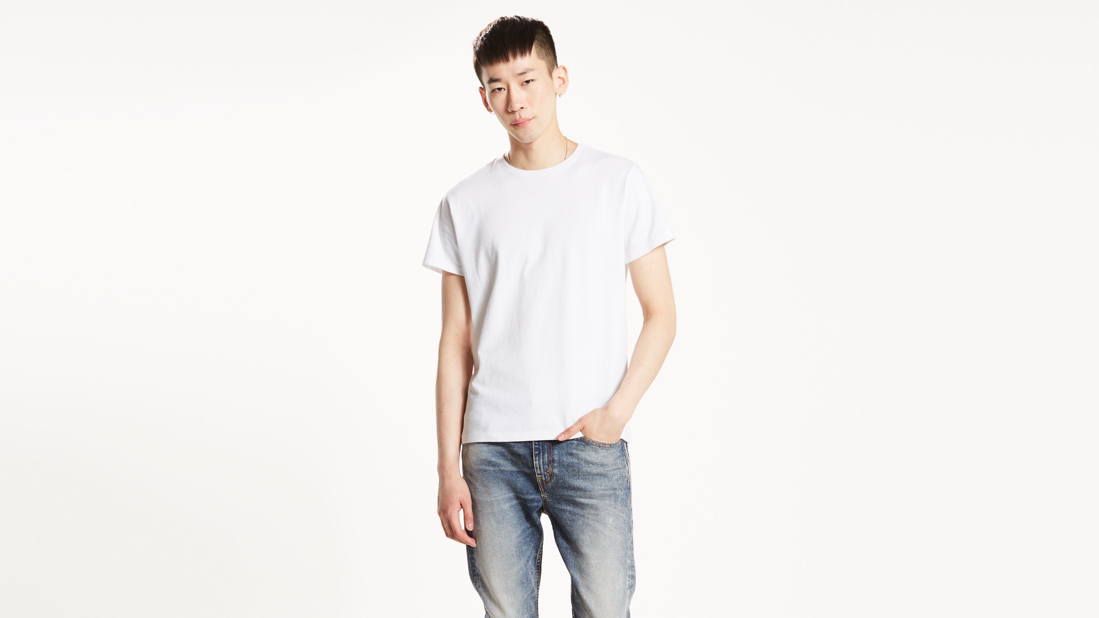 levis mighty made tee