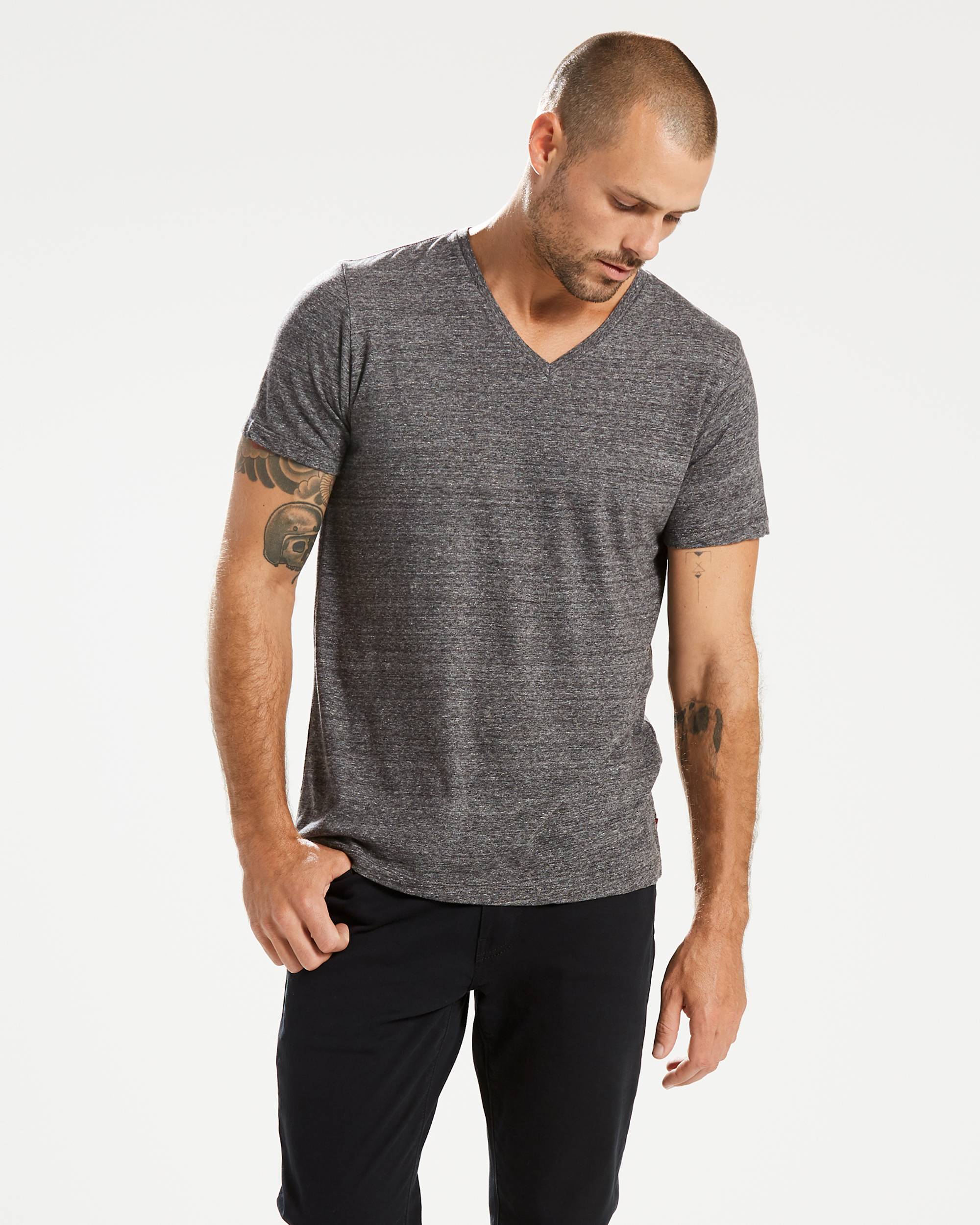 Classic V-neck Tee Shirt - Black | Levi's® US