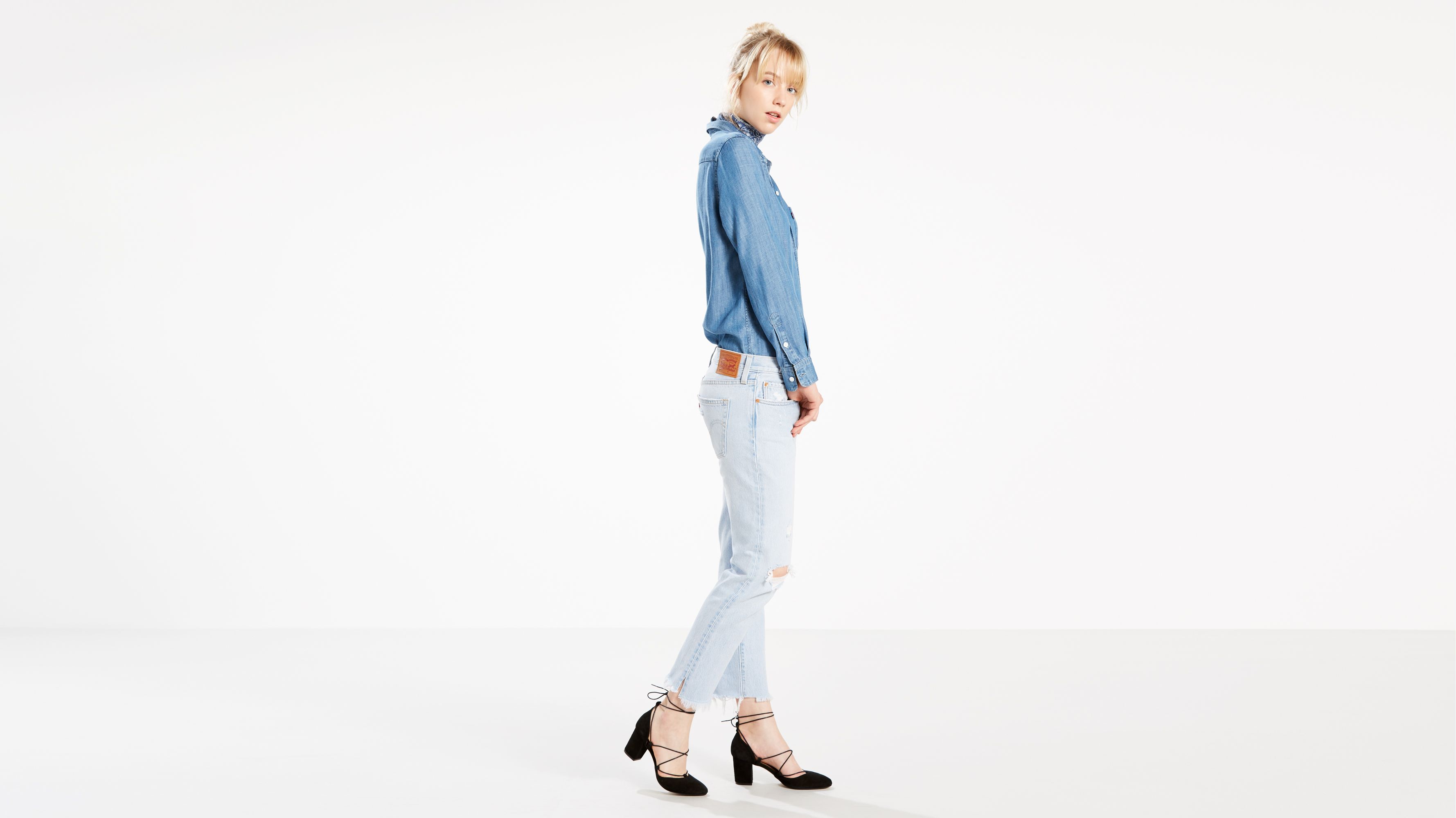 501® Cropped Taper Women's Jeans 2