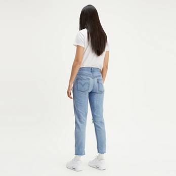 501® Taper Fit Women's Jeans 2