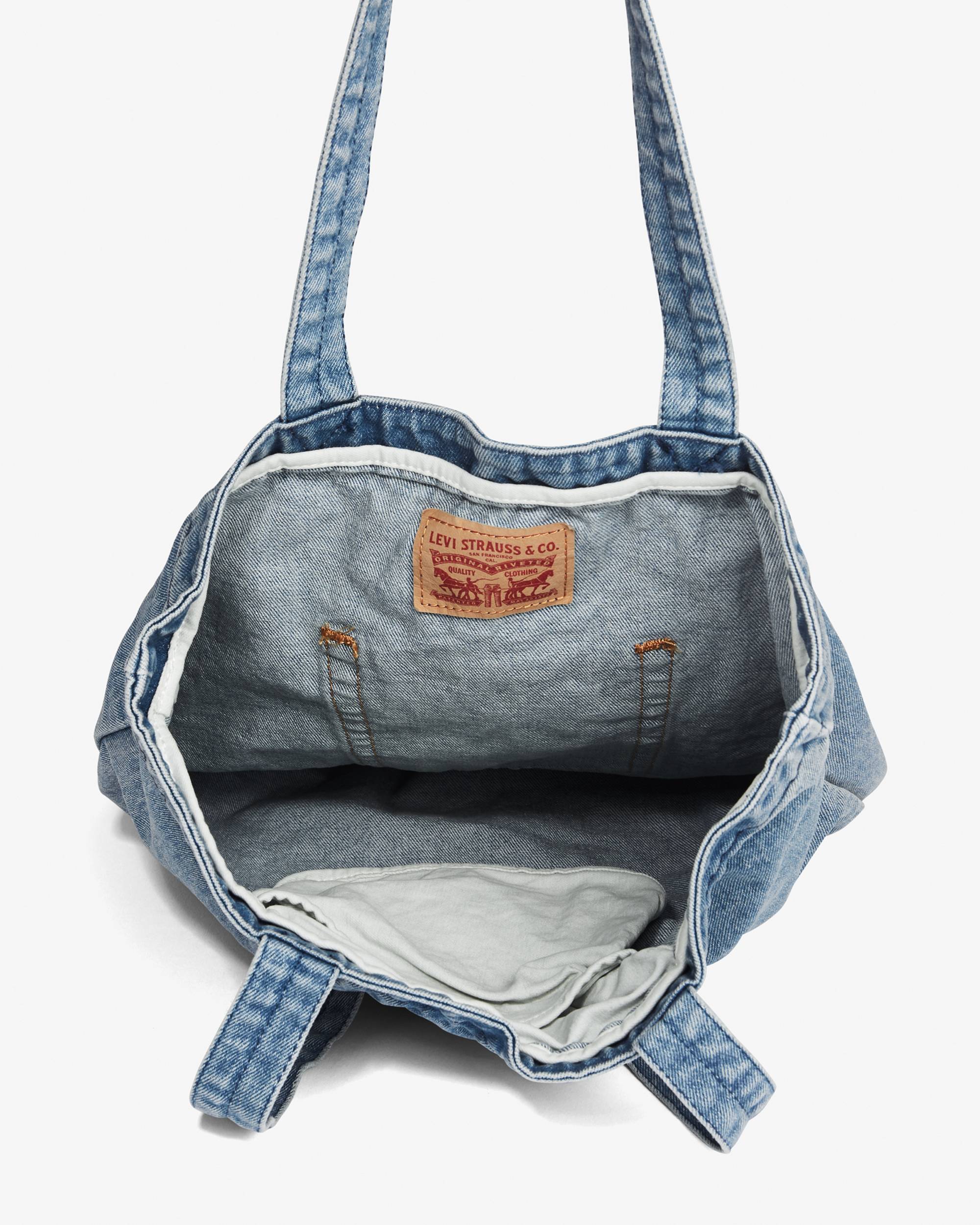 Levi's® Back Pocket Tote 3