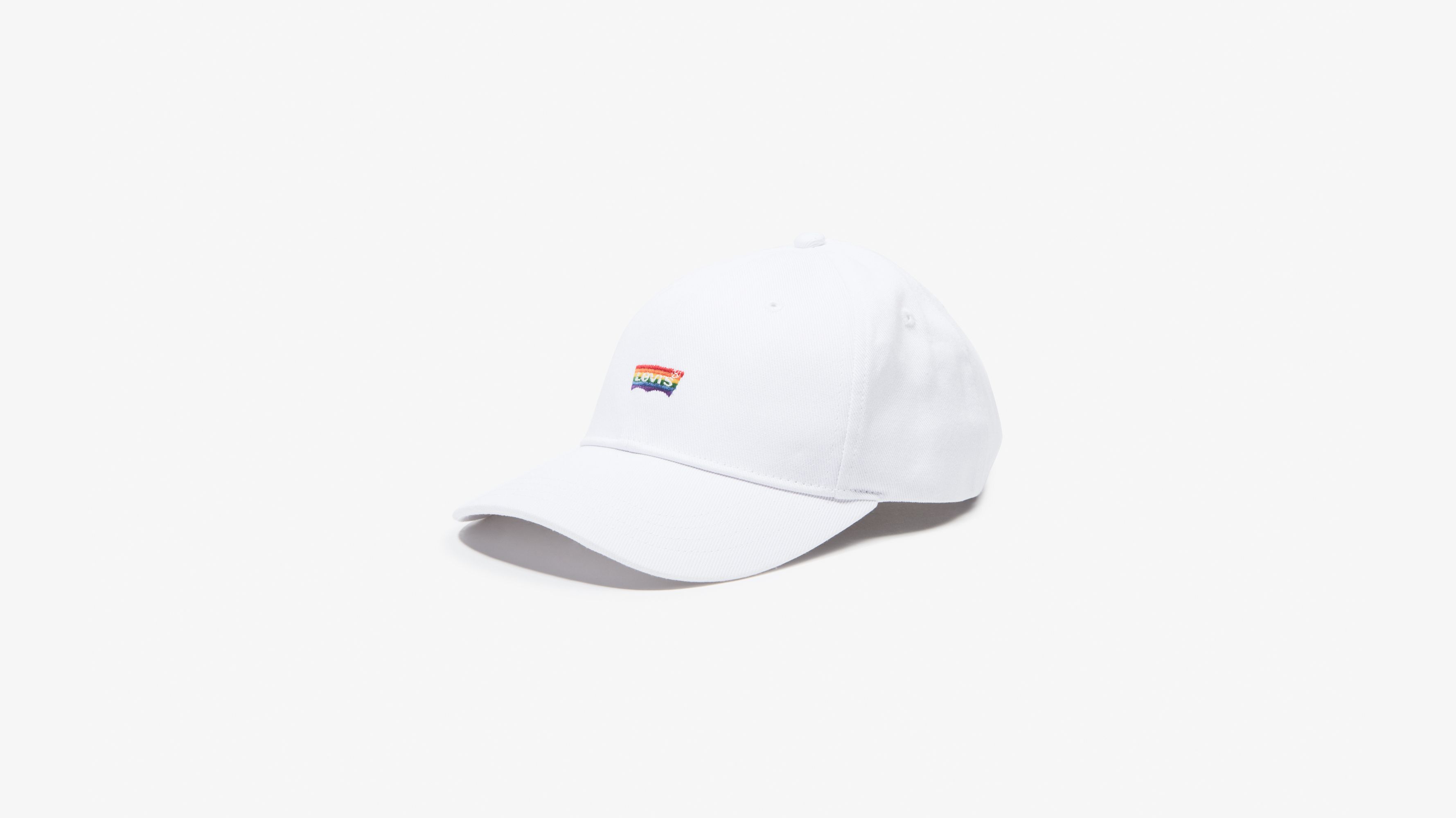 white levis hat