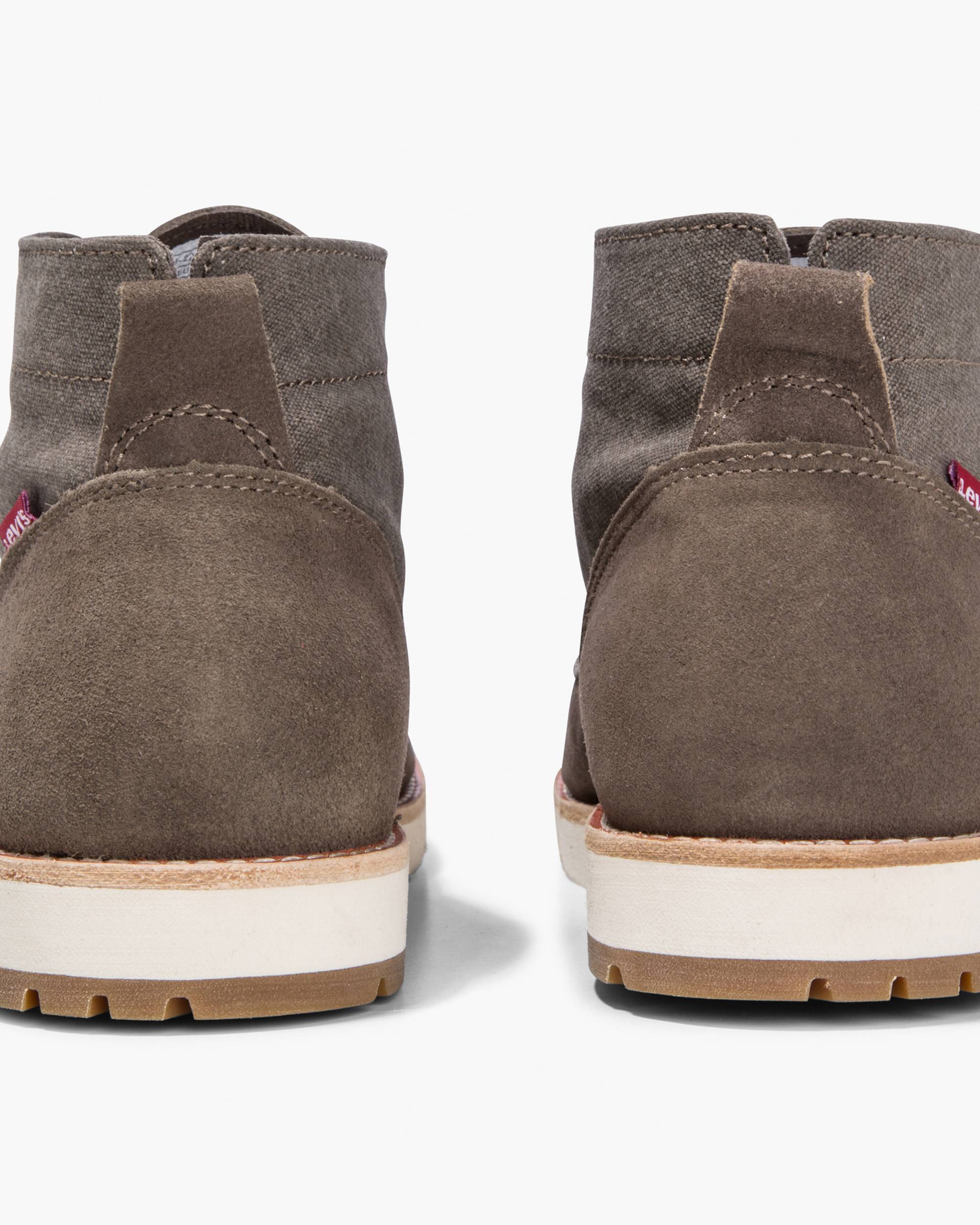 Jax Light Chukka Boots 3