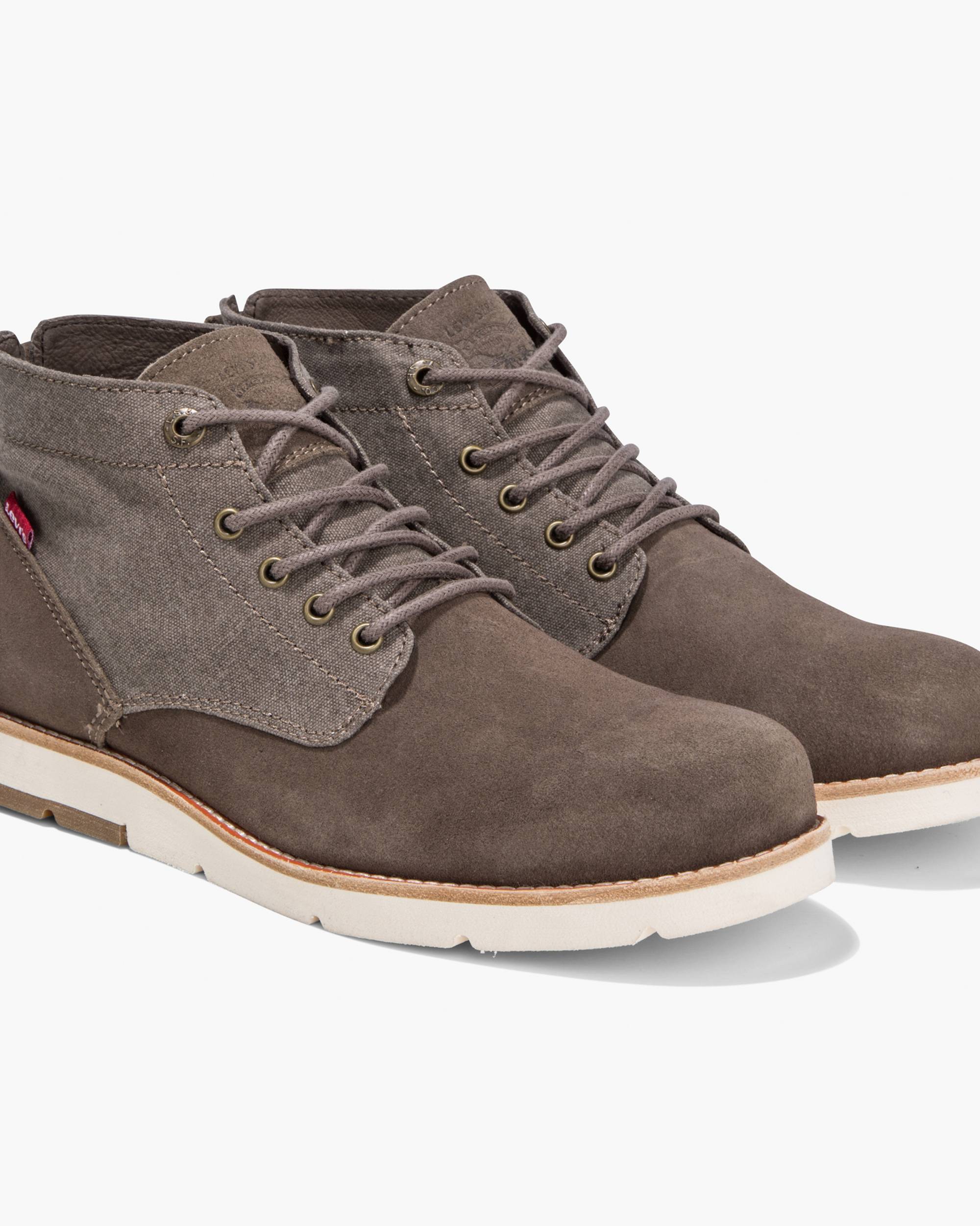 Jax Light Chukka Boots 2