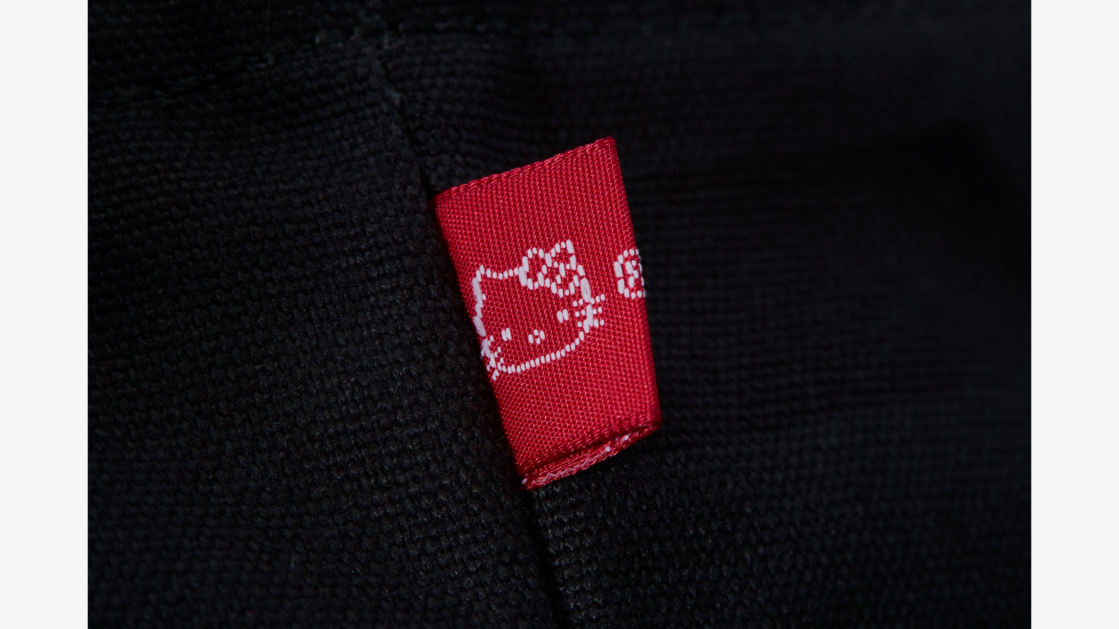 Levi's® x Hello Kitty® Batwing Logo Tee - Hello Kitty Black