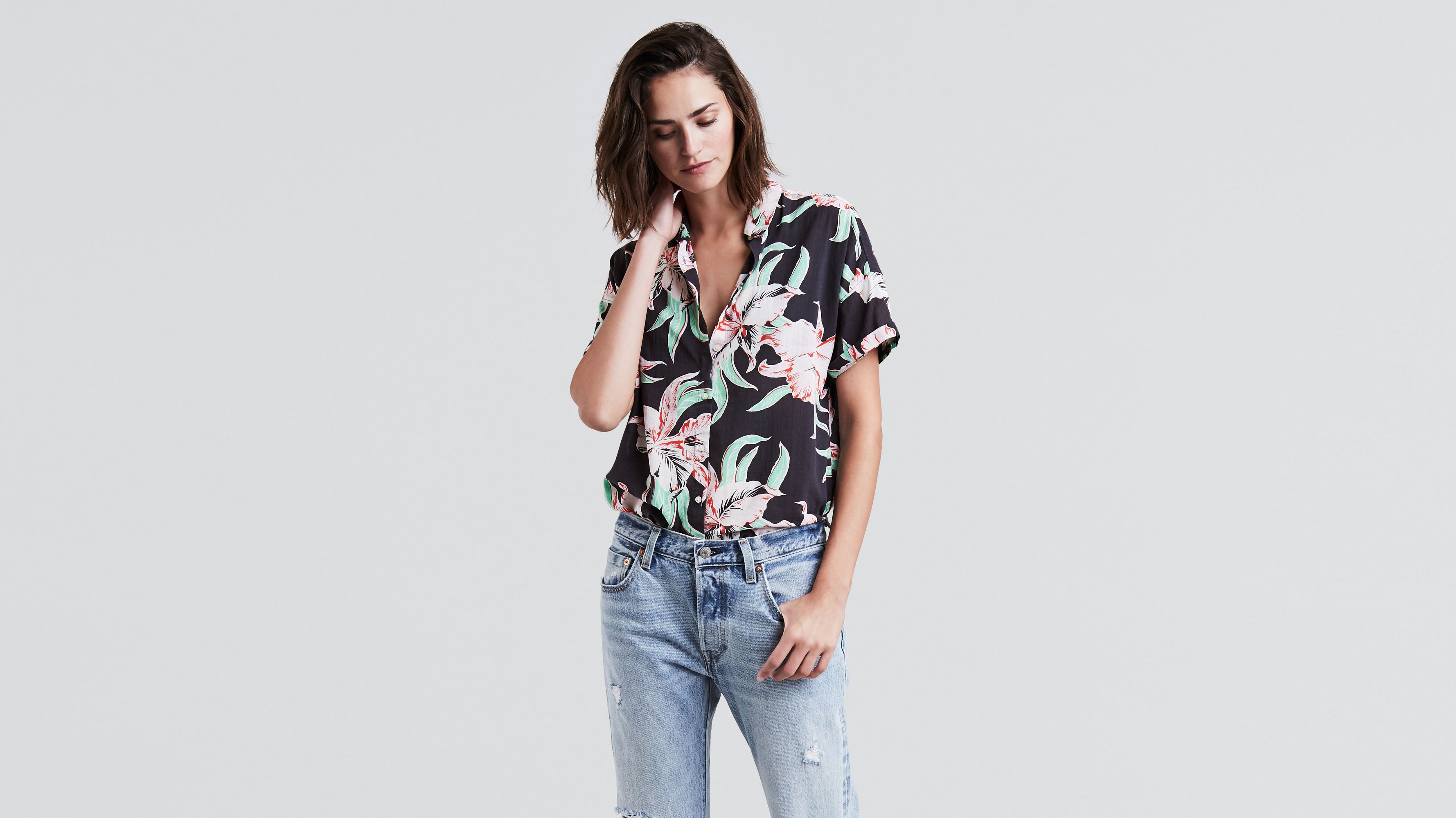 Levi's hawaiian shirt deals womens