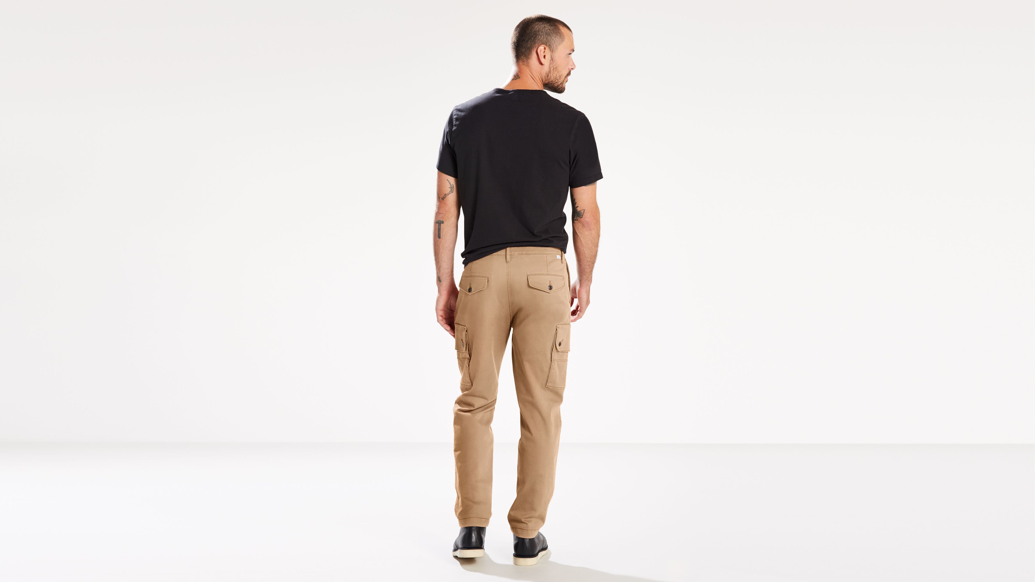 Levi's® Men's Stay Loose Cargo Pants - Pirate Black Twill | Levi's SG
