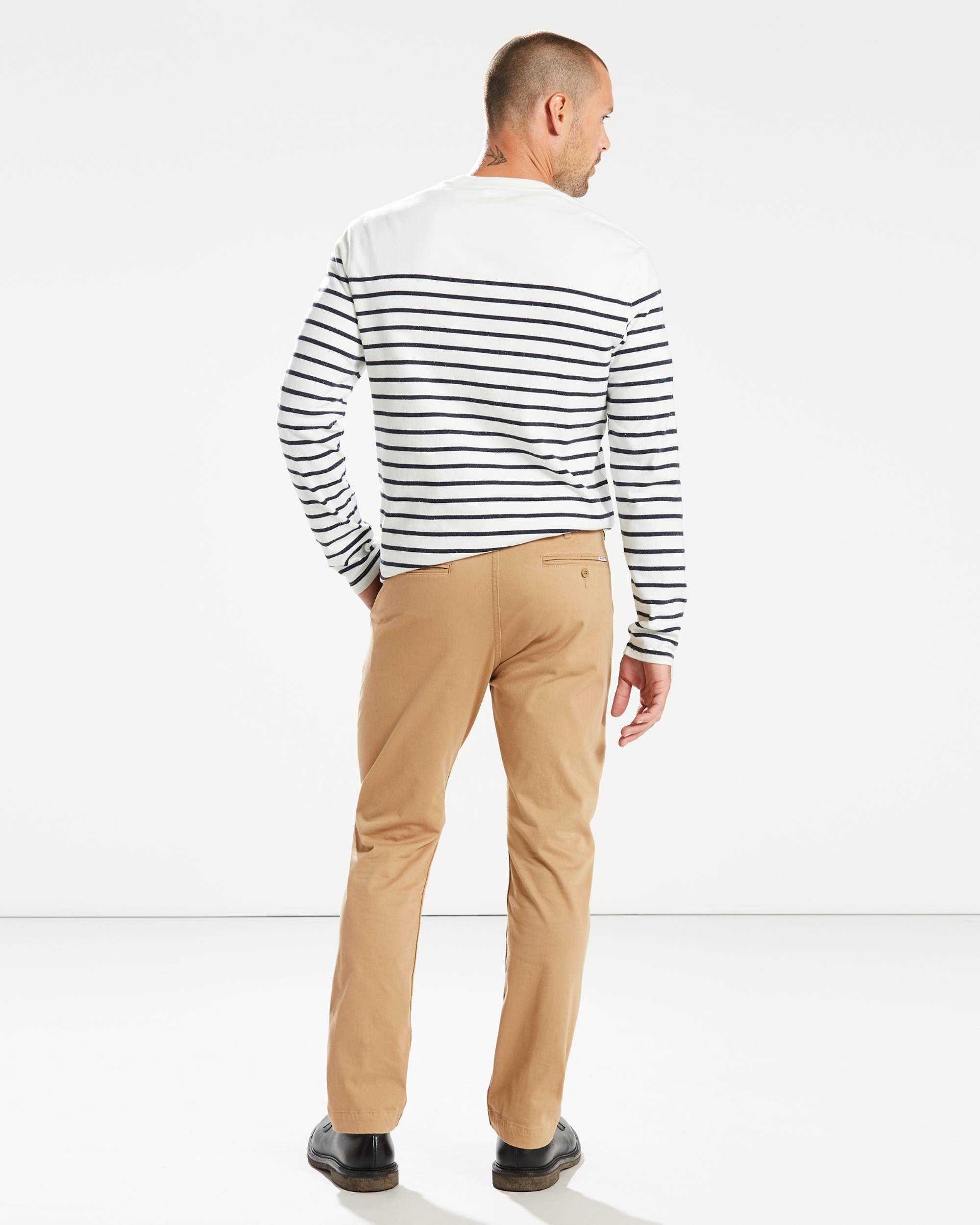 502™ Taper Fit Chino Pants 3