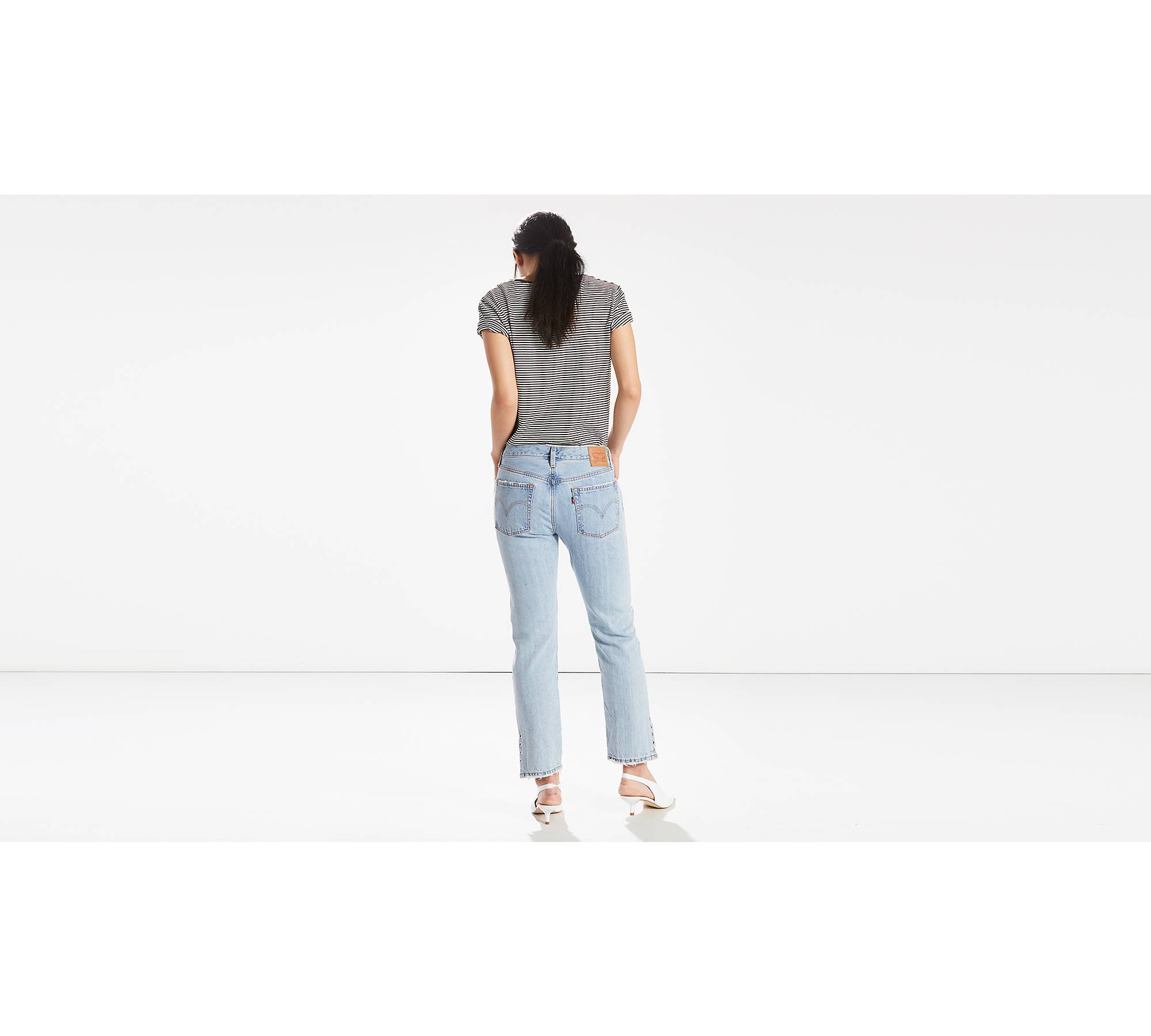501® Original Cropped Women's Jeans - Light Wash