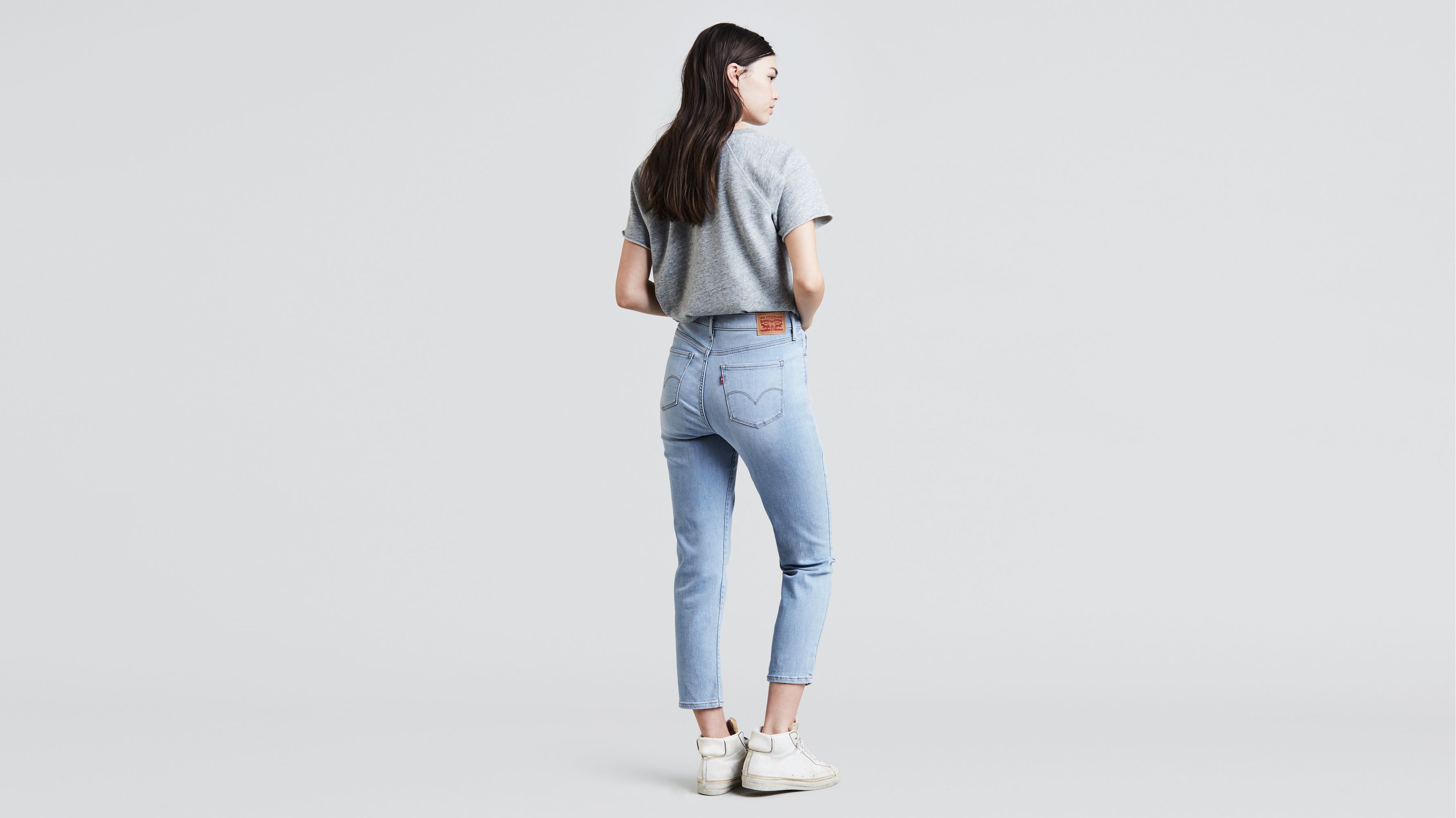women's classic levi jeans