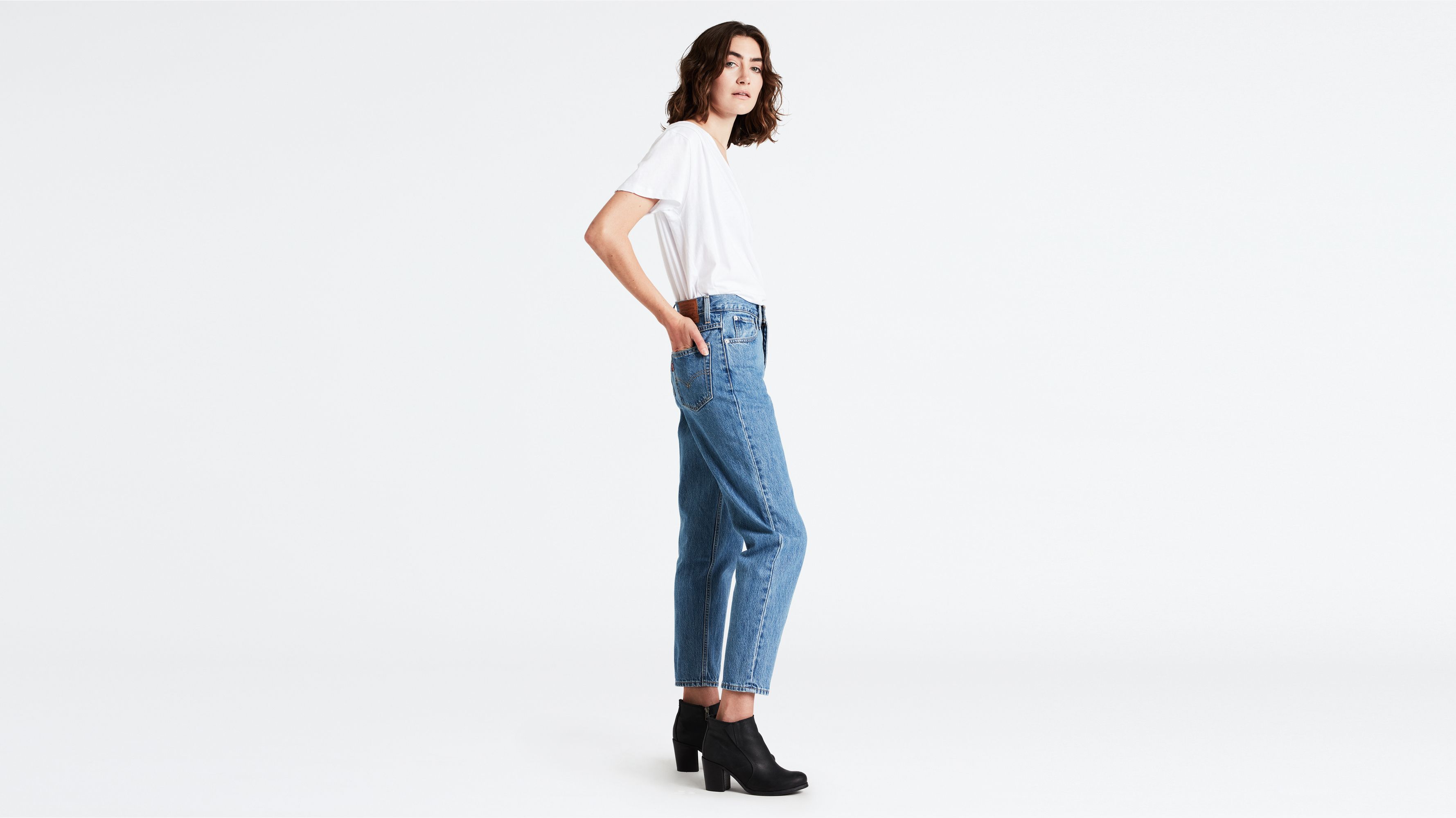 High Waisted Mom Jeans Levis Relaxed Fit Tapered Leg Medium Fade, Vintage  Clothing -  Canada