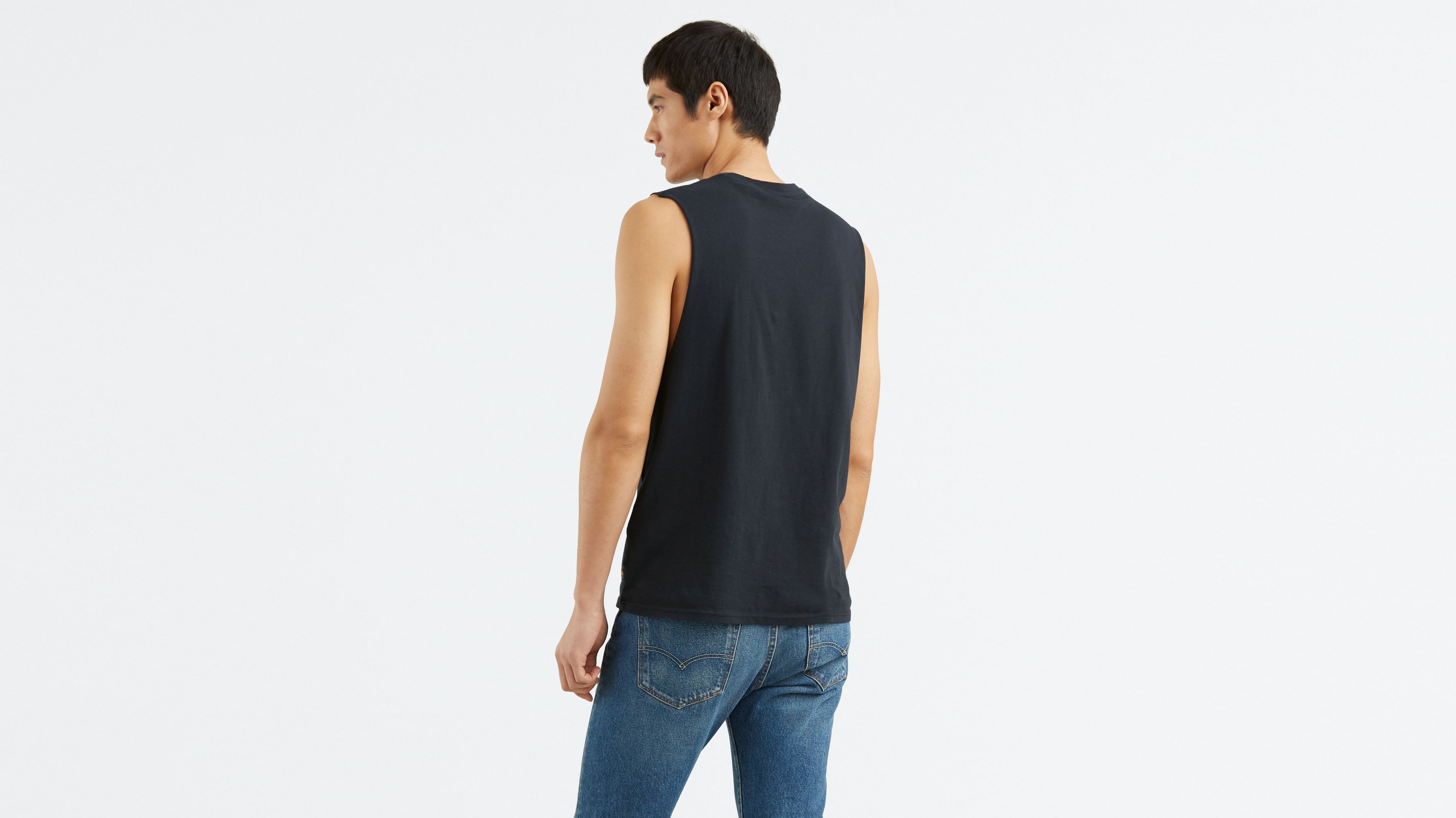 Levi's pride community online tee