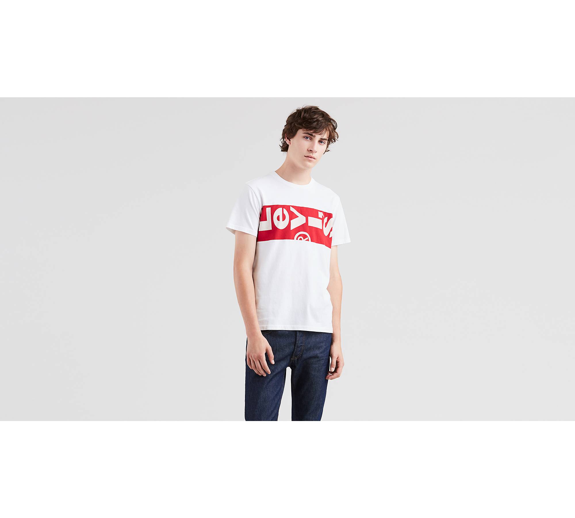 Oversized L Tab Tee Shirt - White | Levi's® CA