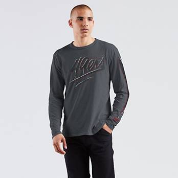 Levi's® NFL Longsleeeve Graphic Tee Shirt 1