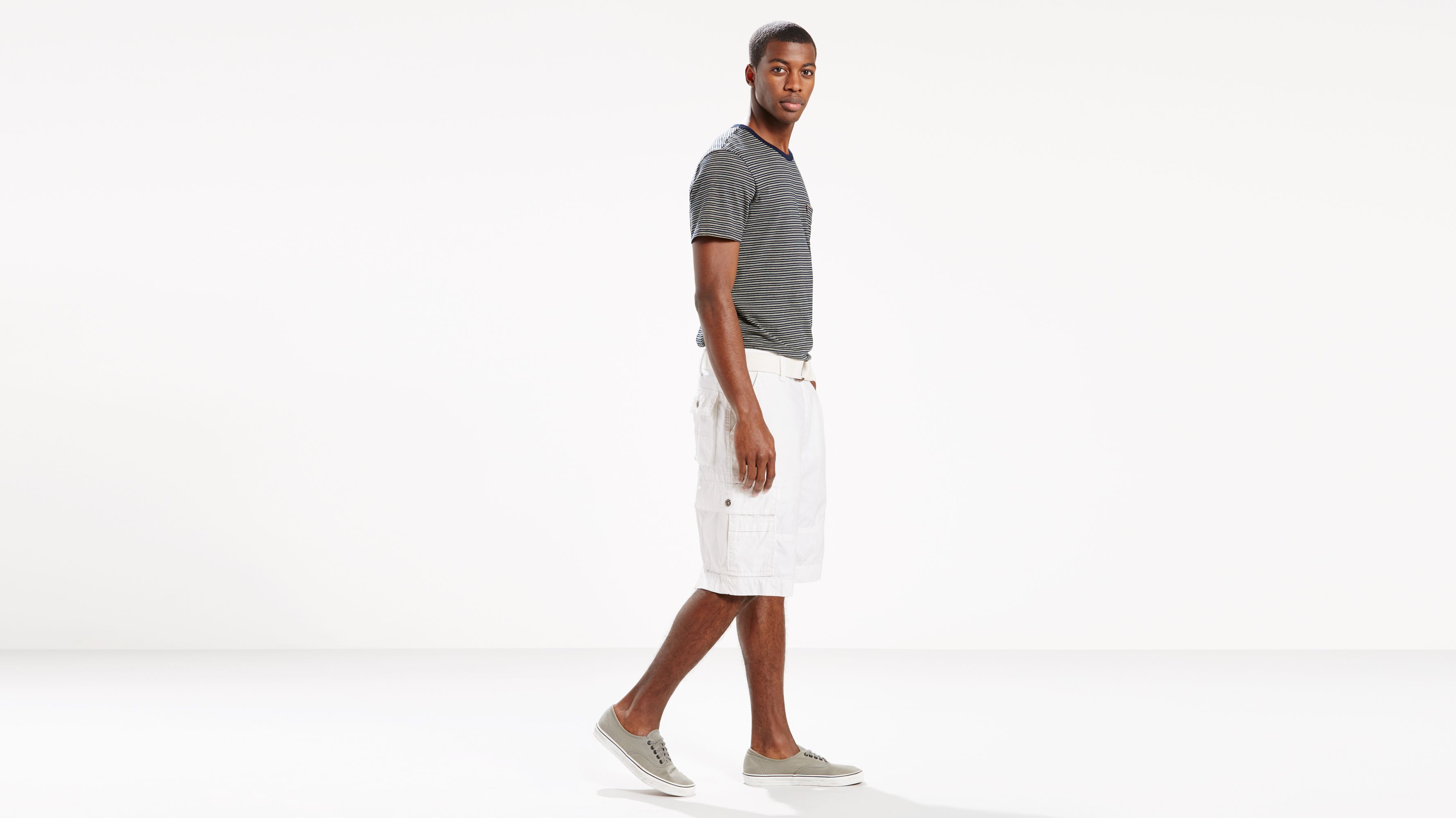 Buy > white levi cargo shorts > in stock
