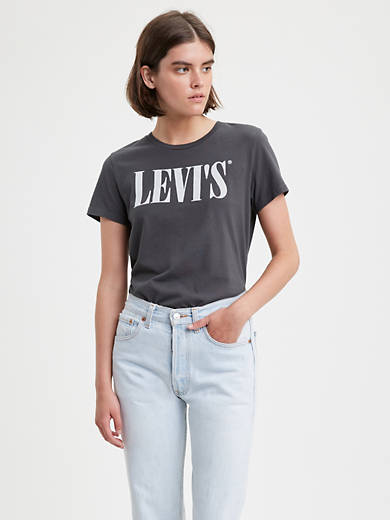 Levi's® Serif Logo Graphic Tee Shirt