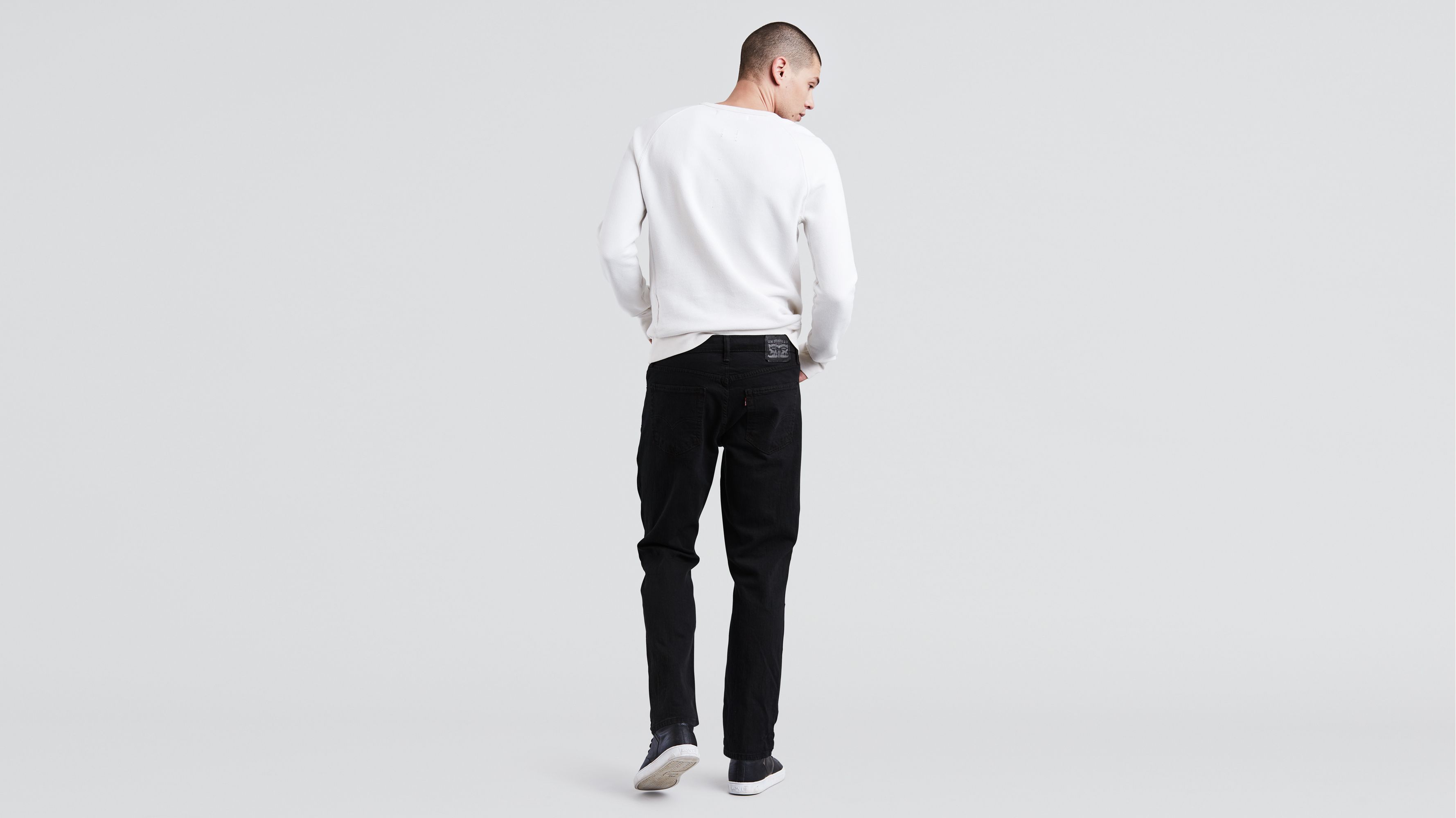 BLACK Men/'s Levi/'s 541 ATHLETIC FIT  STRETCH Jeans 181810034