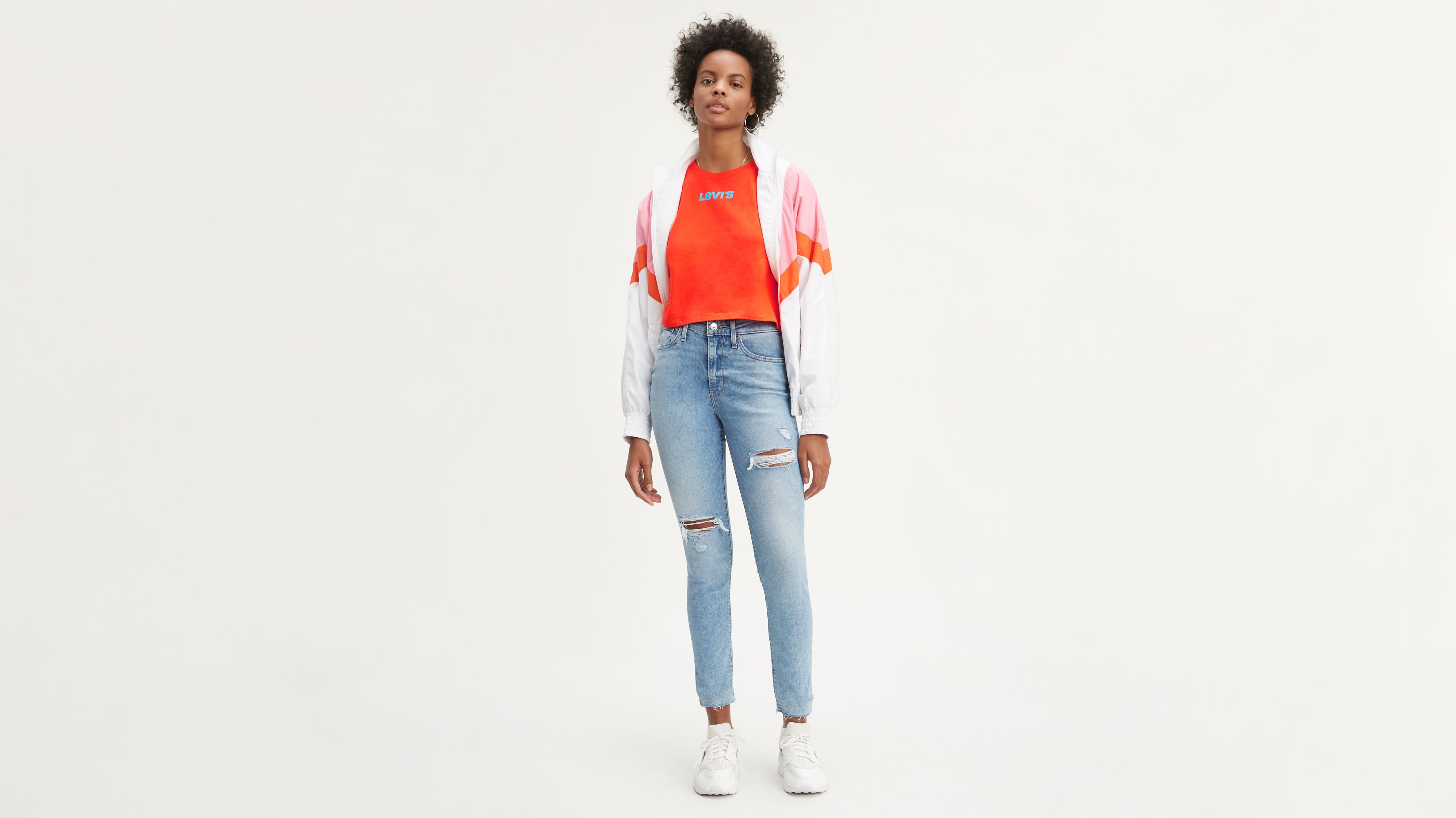 Ripped levis shop womens