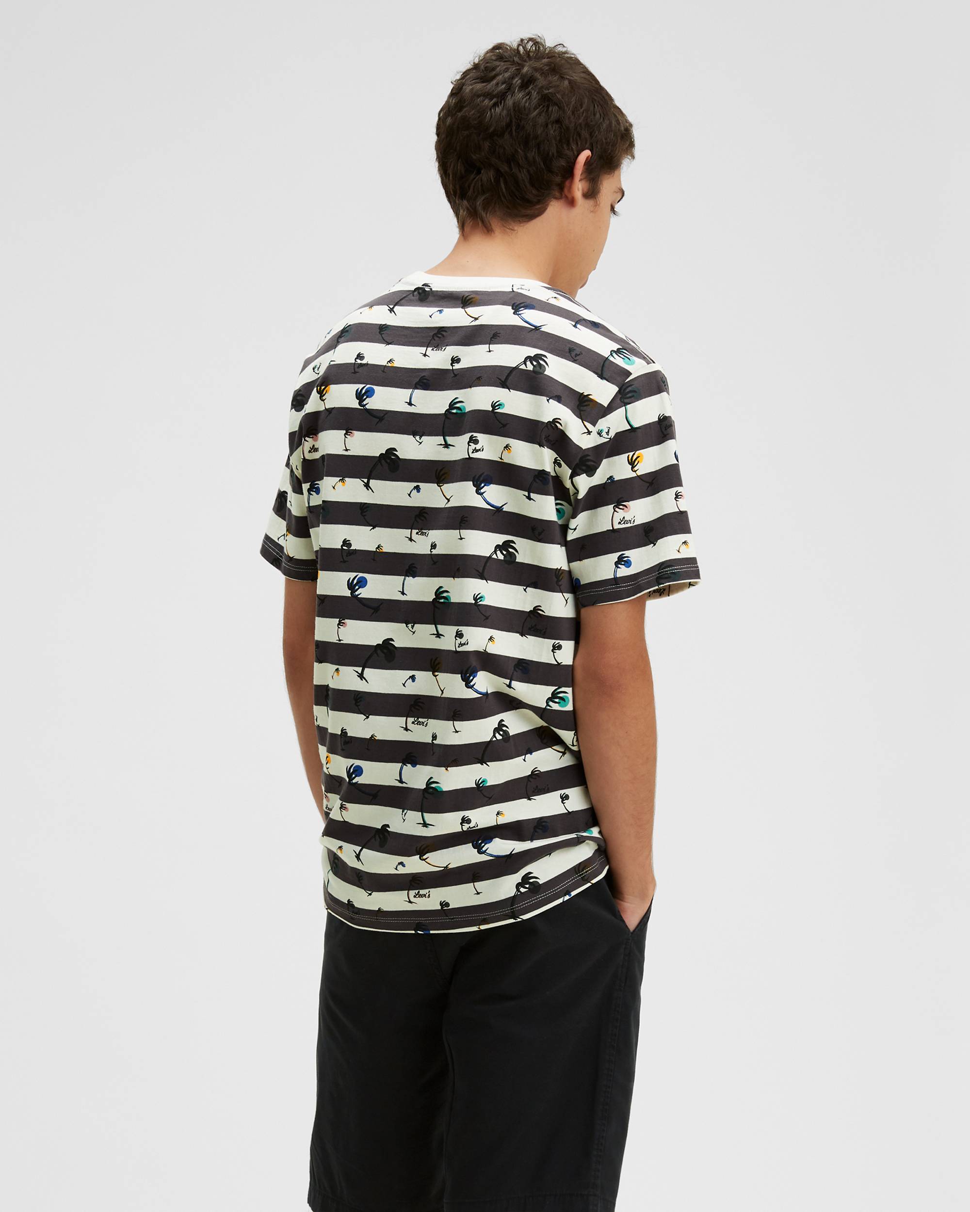 Classic Pocket Tee Shirt 2