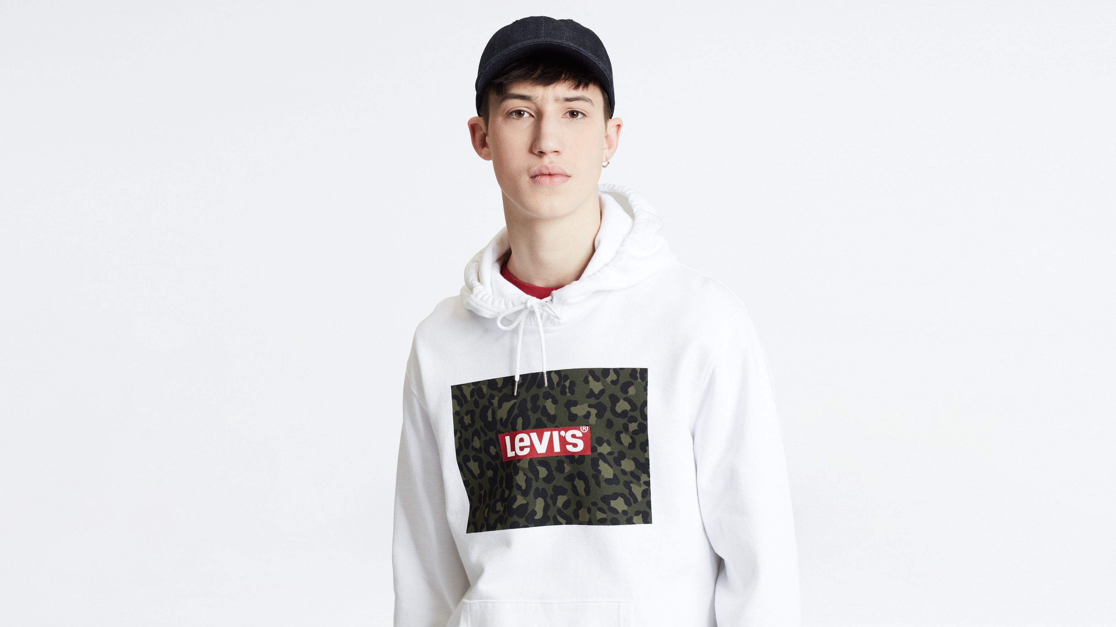 Graphic Po Hoodie 3