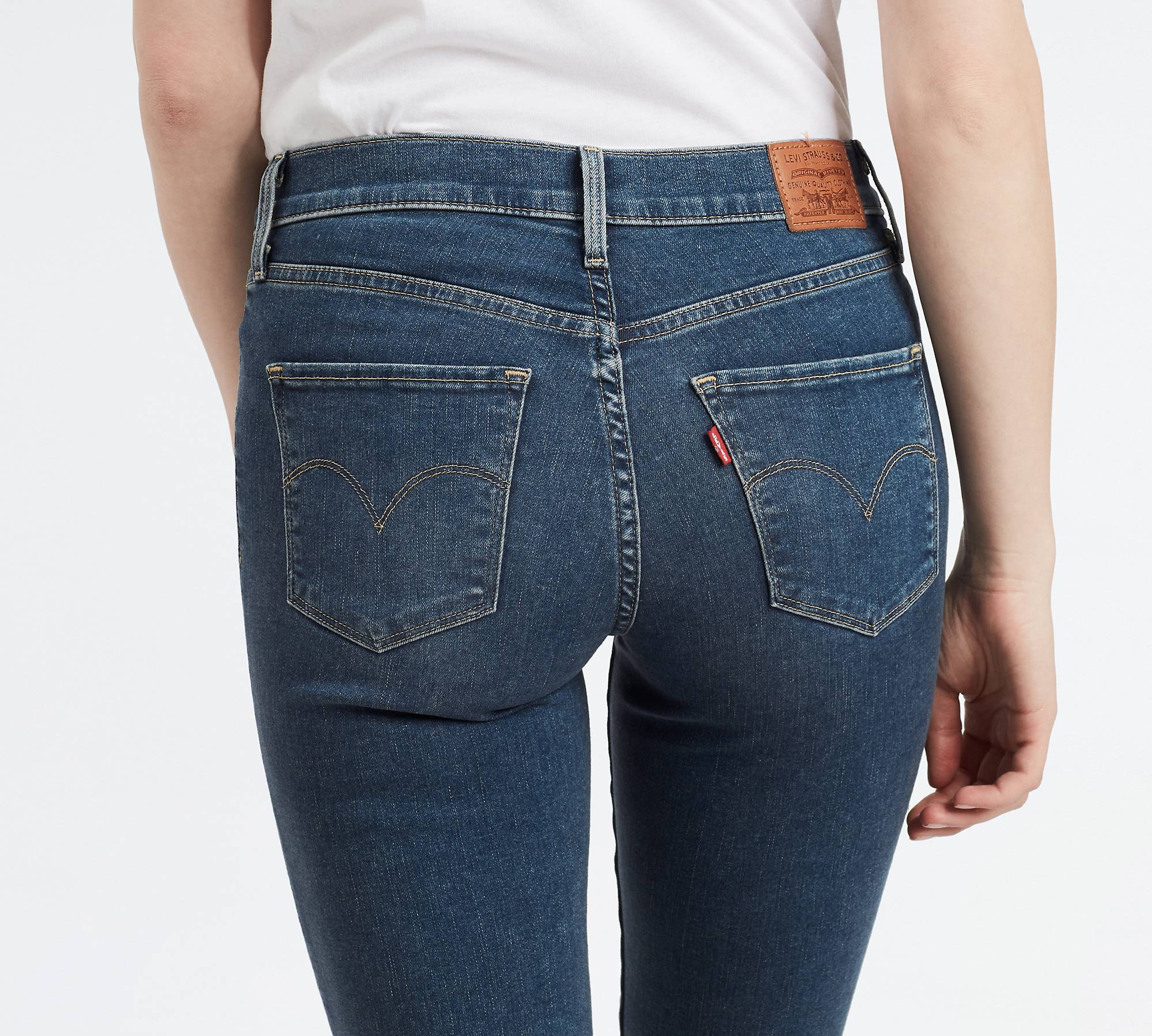 311 Shaping Skinny Women's Jeans - Medium Wash | Levi's® CA