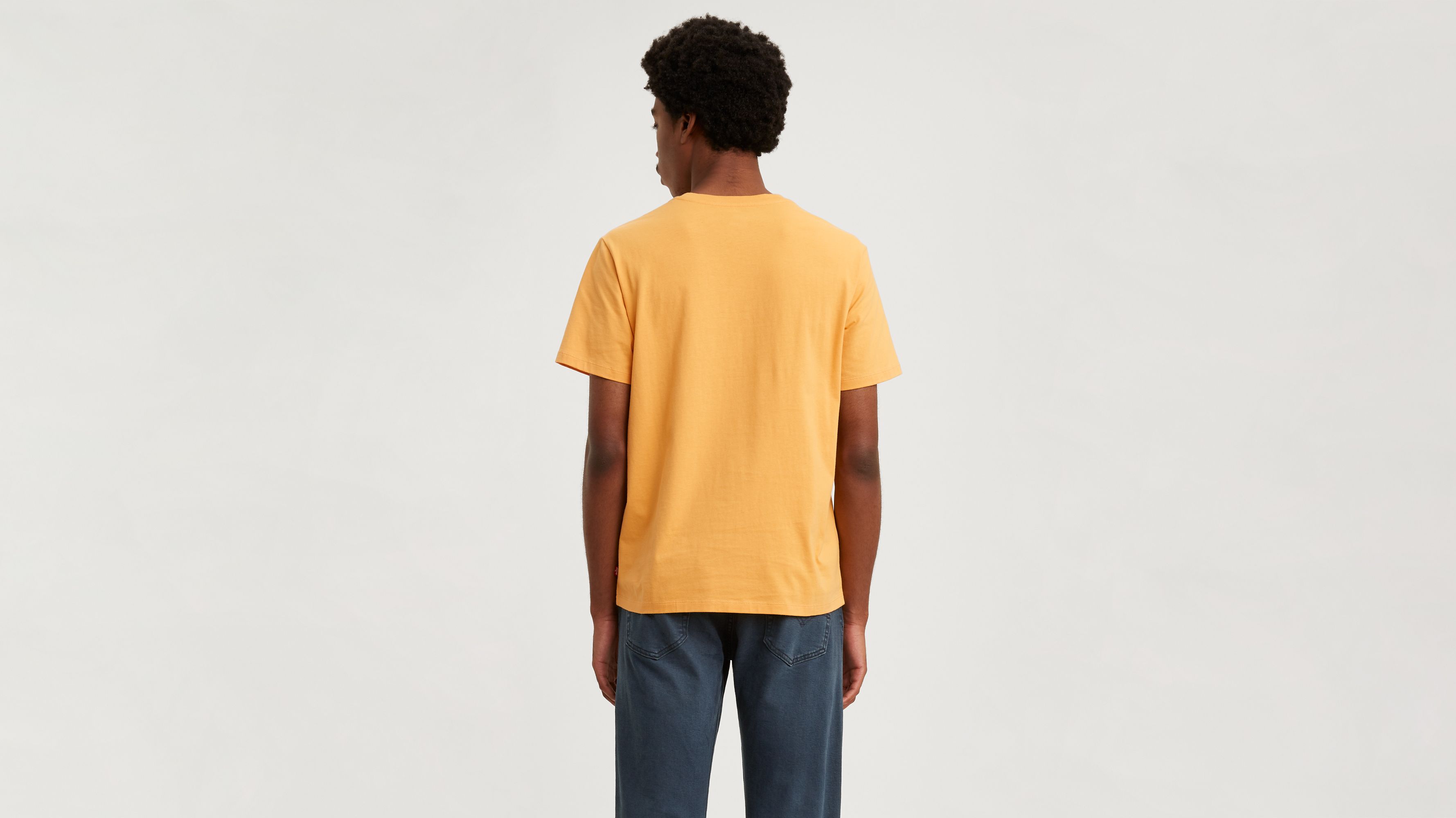 levis mustard t shirt