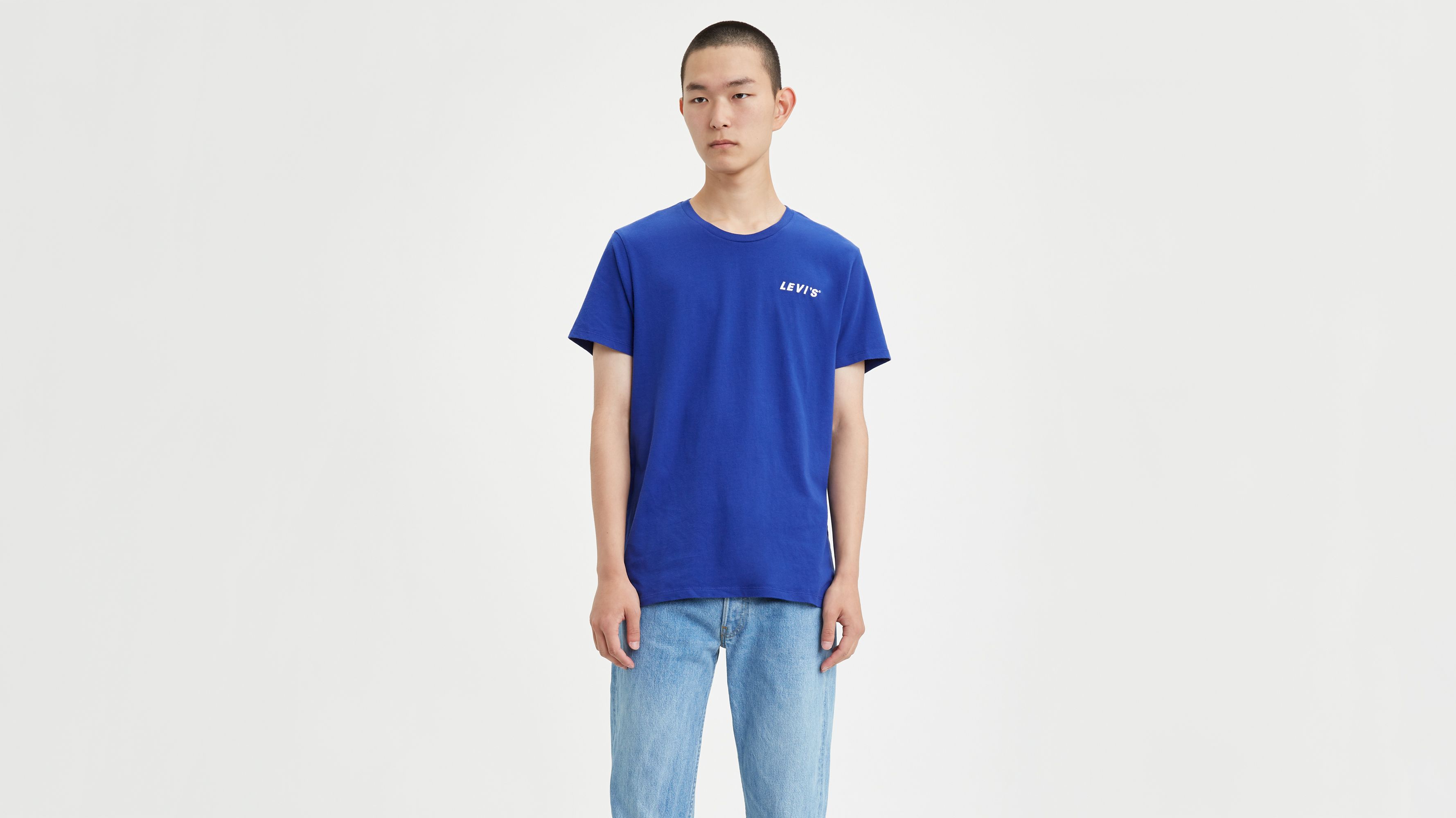 Levi’s® Chest Patch Logo Tee Shirt 1