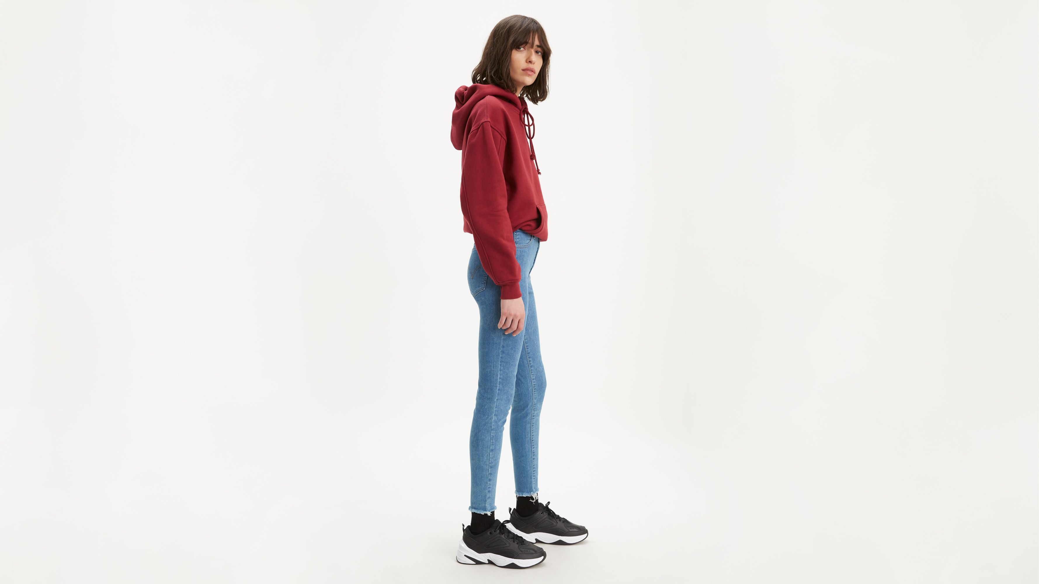 hoodie with skinny jeans