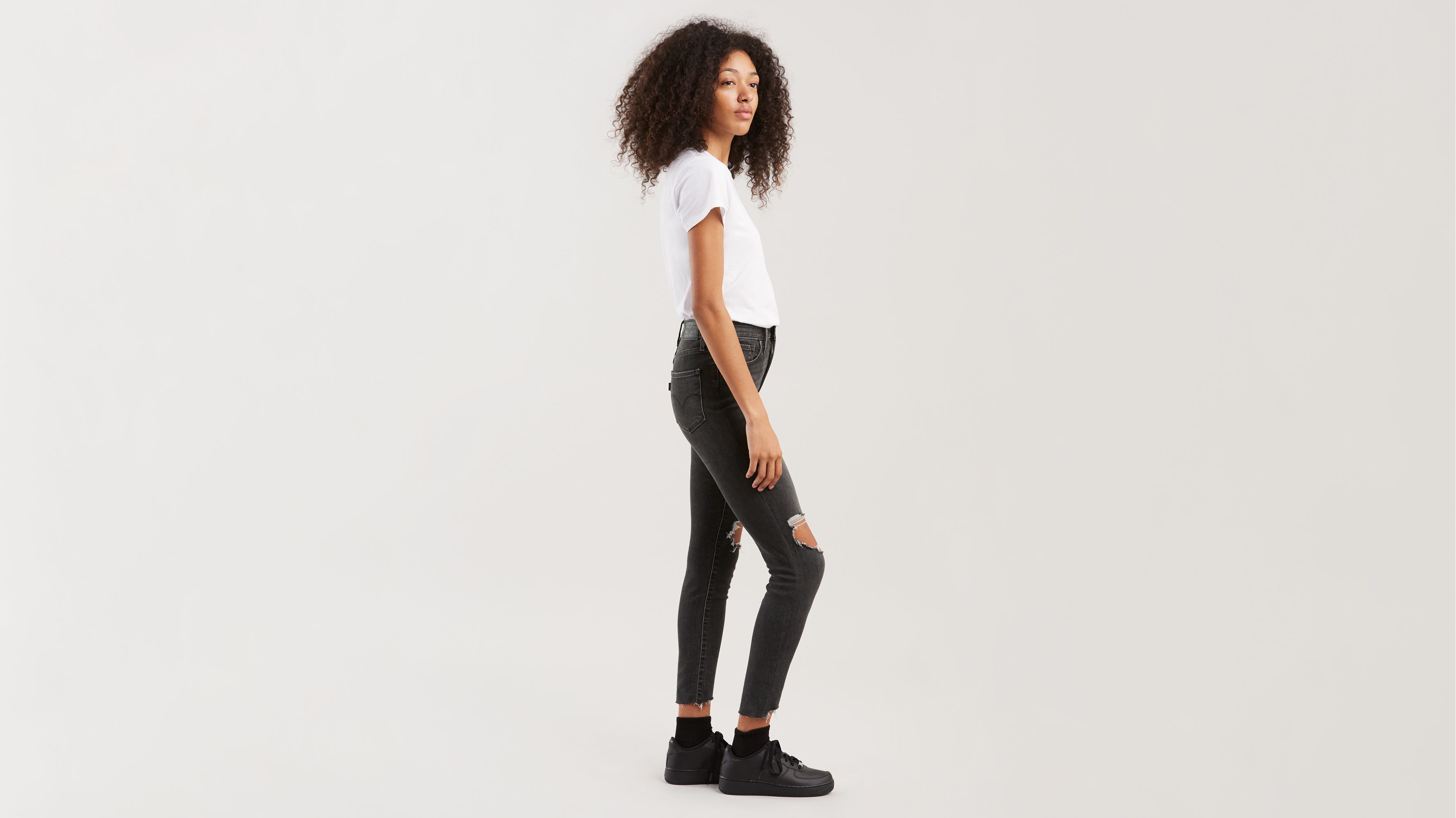 levi's black high waisted skinny jeans