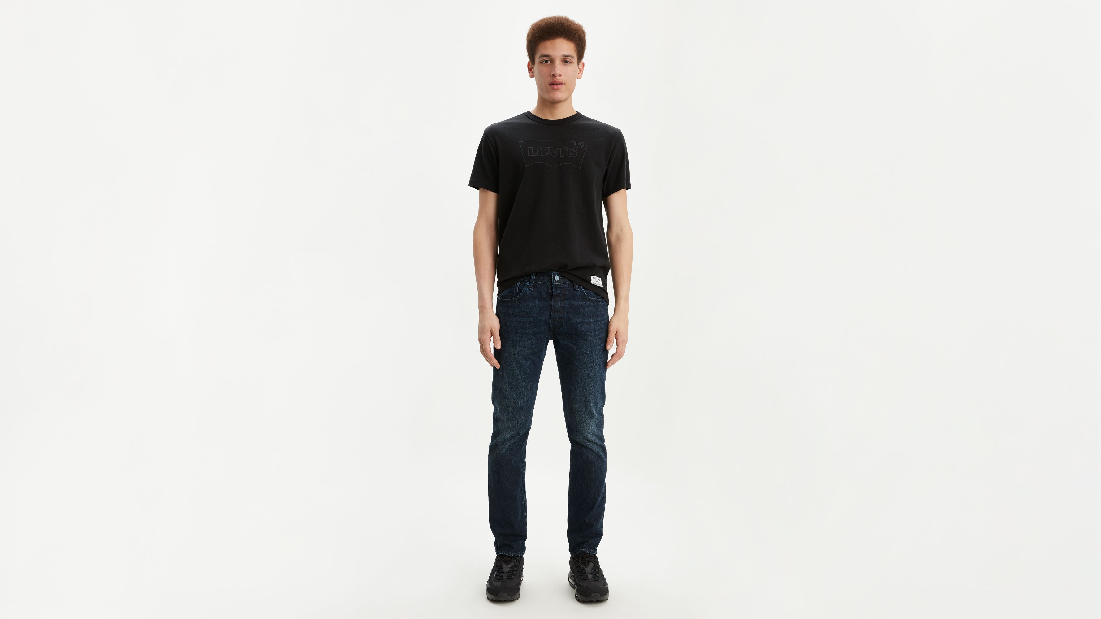 levi's high loose tapered jean in lightwash blue