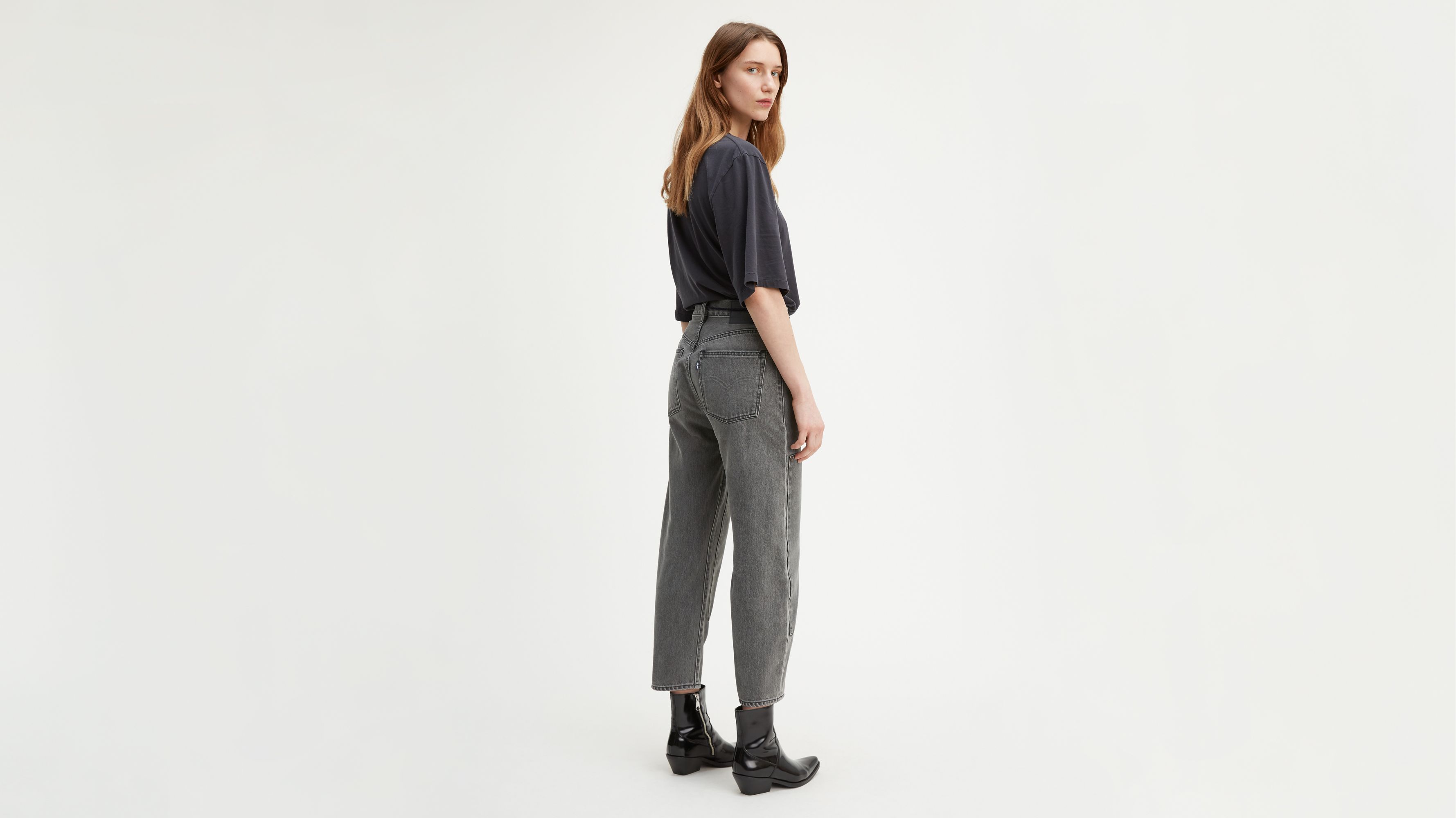 Levis barrel deals crop jeans