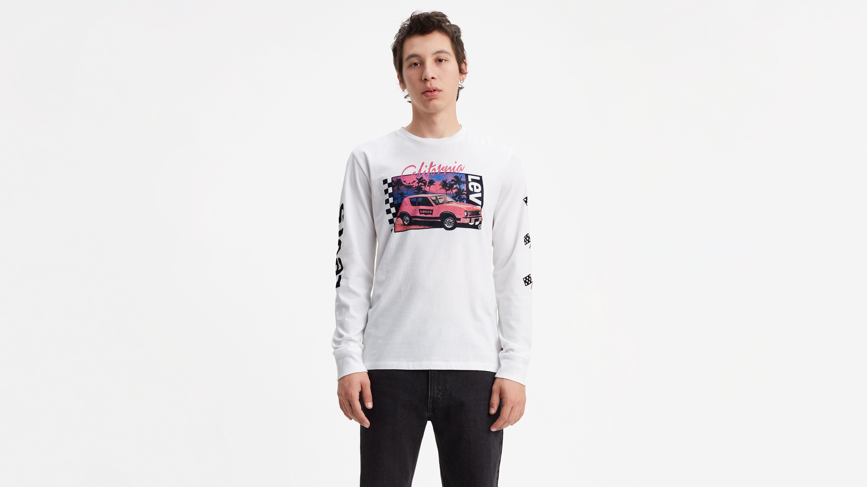 Graphic long sleeve tee levis hot sale