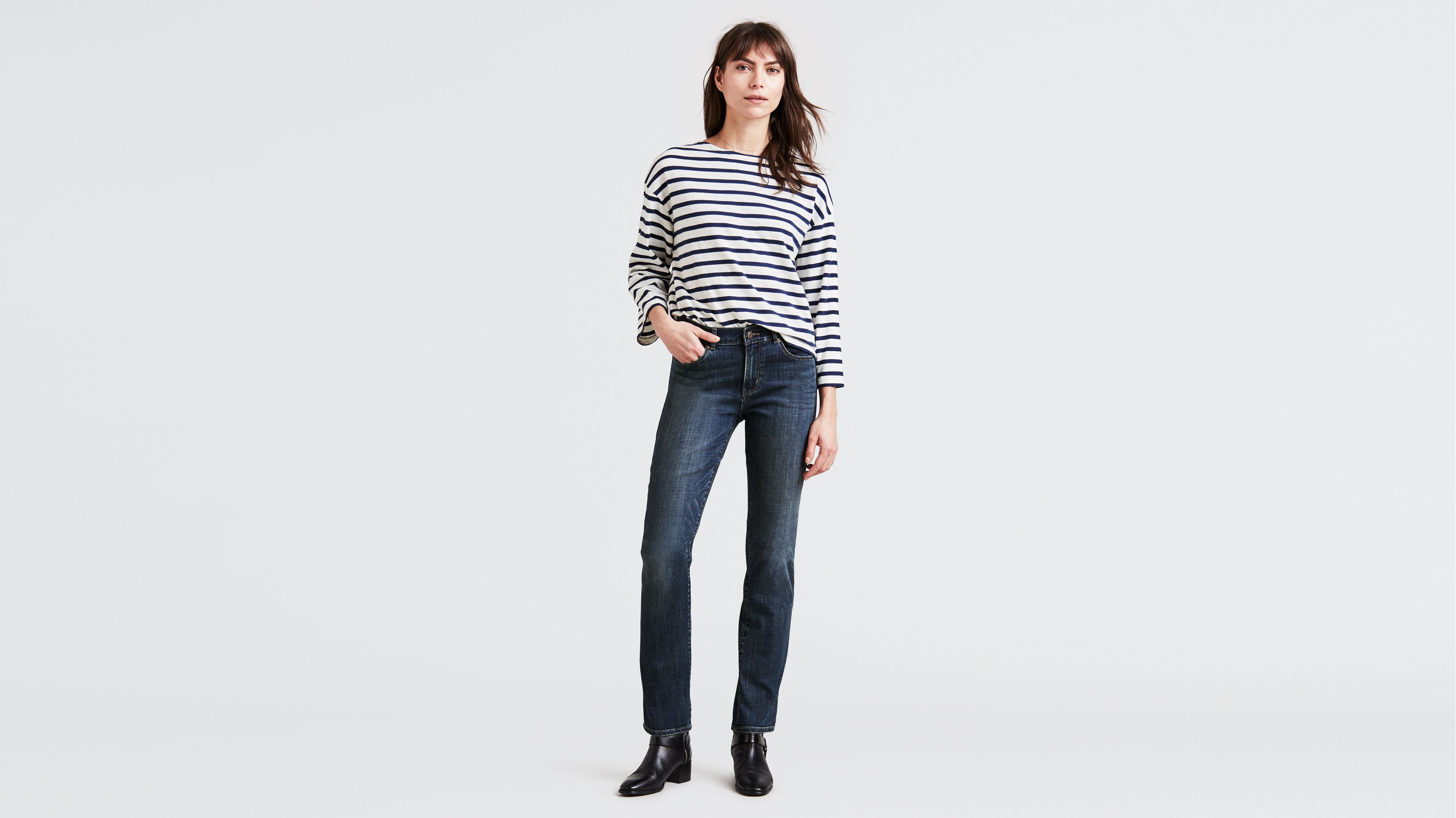 levi's women's classic straight jeans