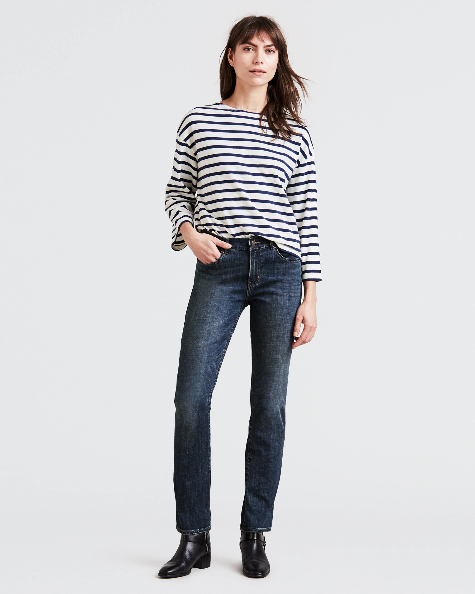 Classic Straight Fit Women's Jeans 1