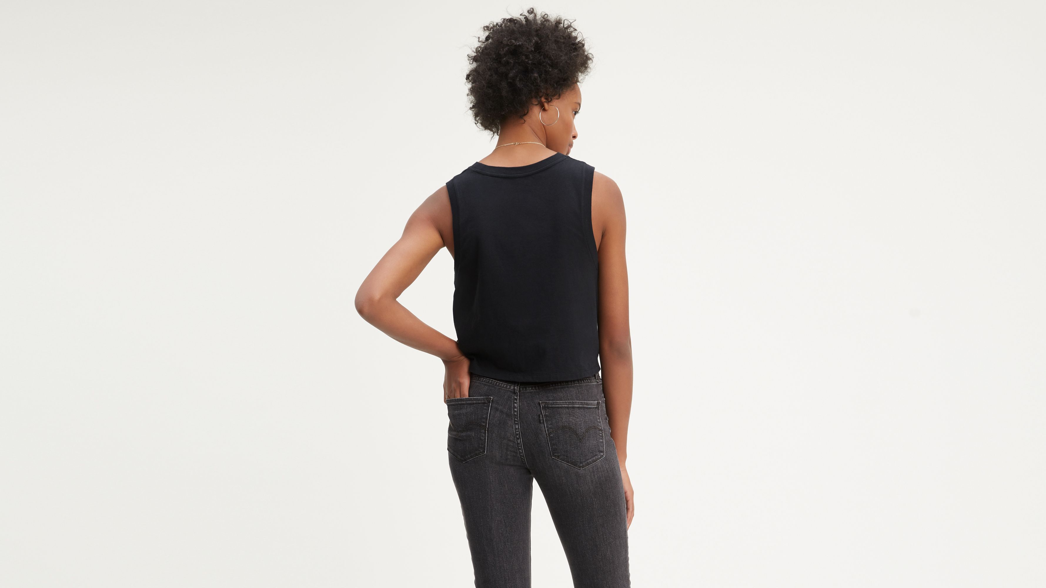 Graphic Crop Tank Top 2