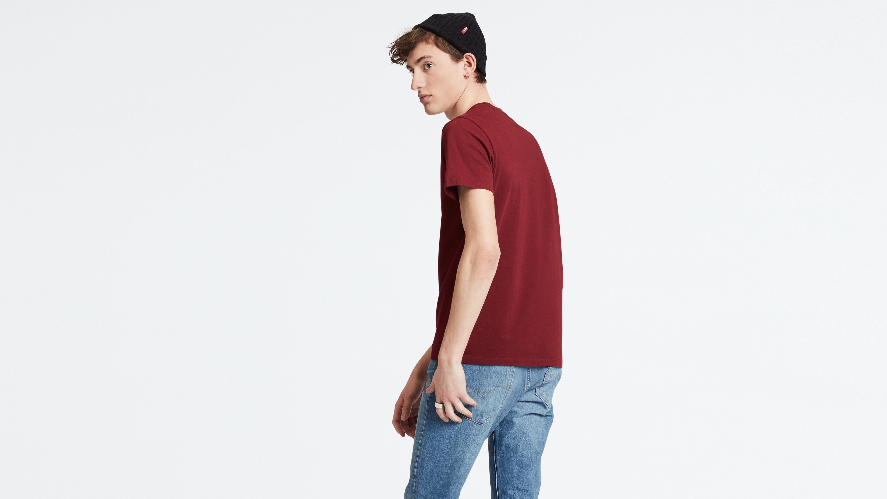 Levi’s® Chest Patch Logo Tee Shirt Red Levi's® CA