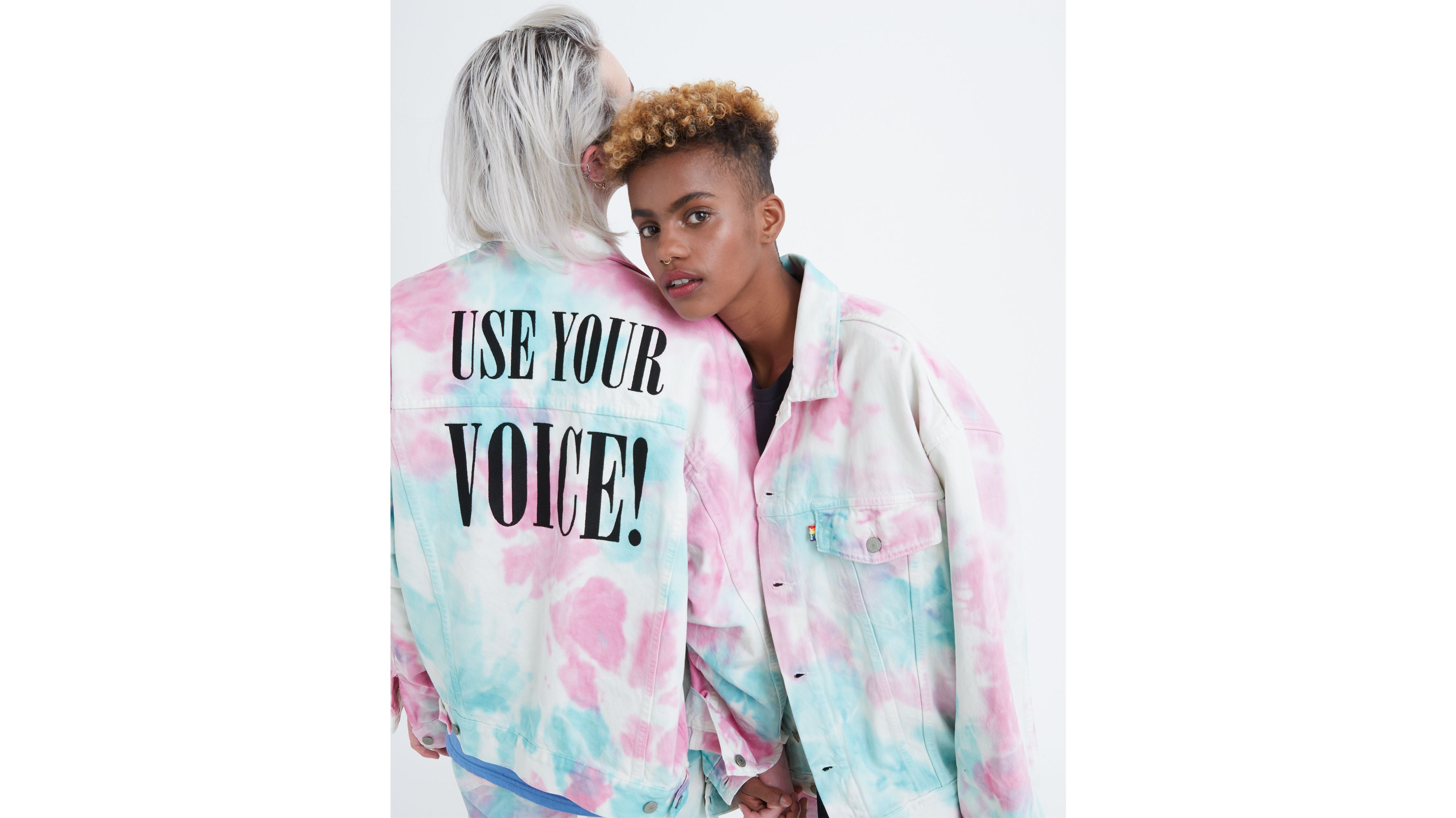 Levi's® Pride Oversized Trucker Multi Colour | Levi's® AT LEVI'S Sweater Oversized Fit bunt | S