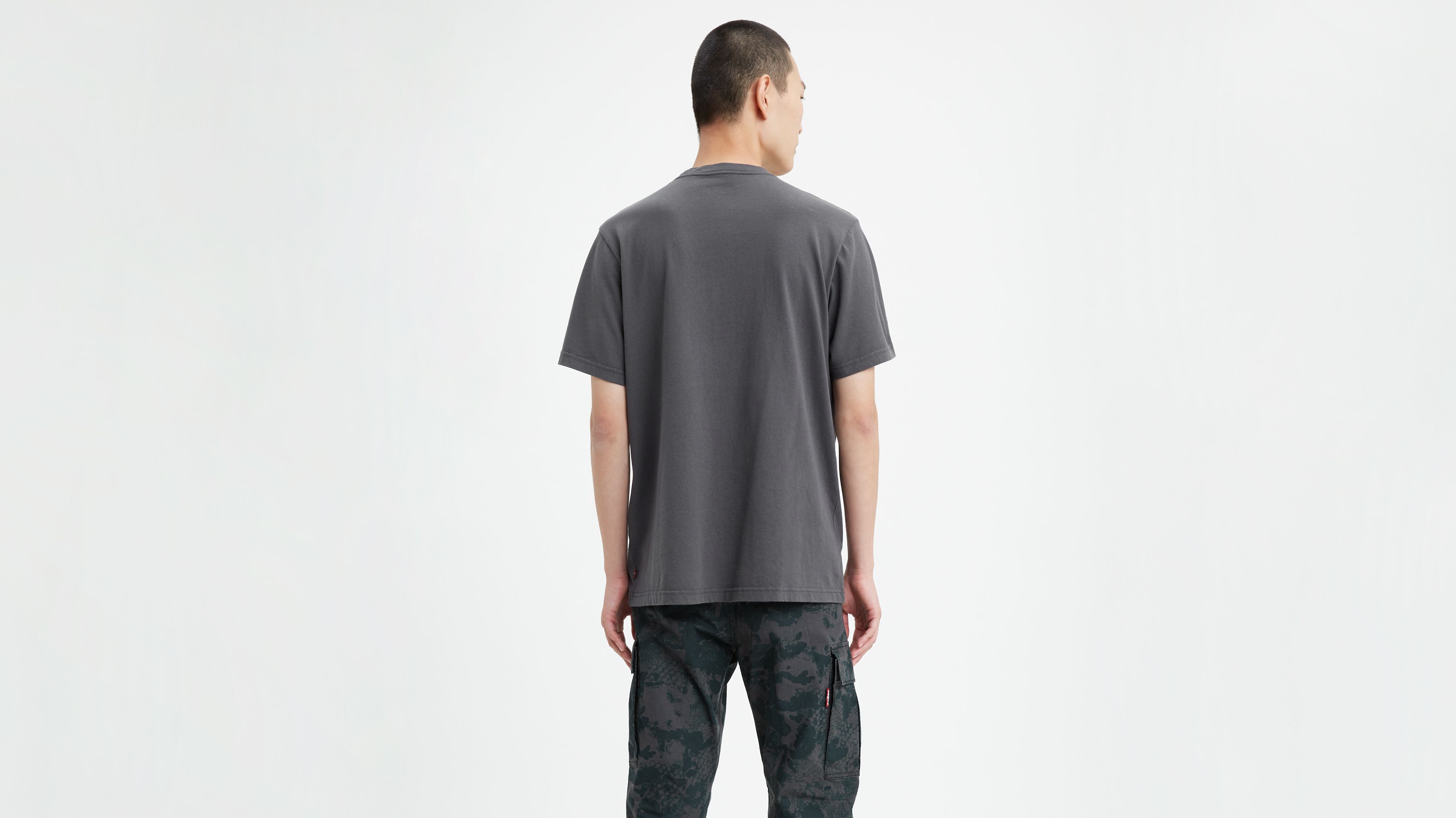 Levi's® Serif Logo Relaxed Graphic Tee Shirt 2