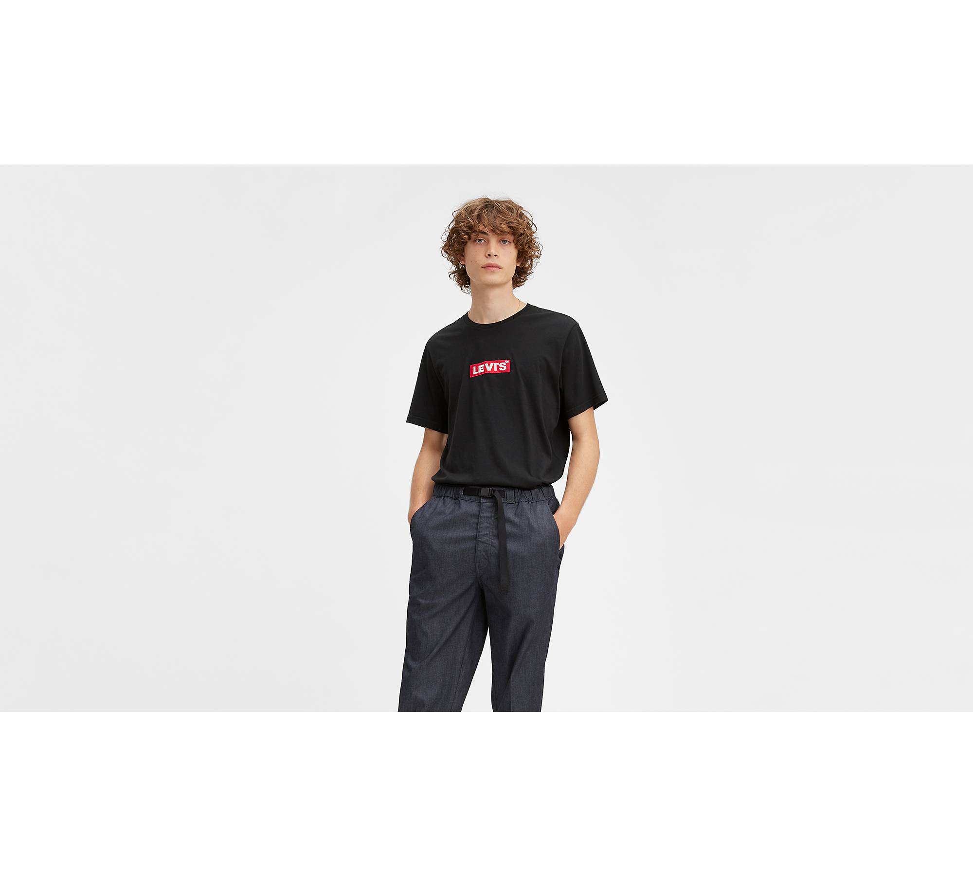 Chest Boxtab Logo Tee Shirt - Black | Levi's® CA
