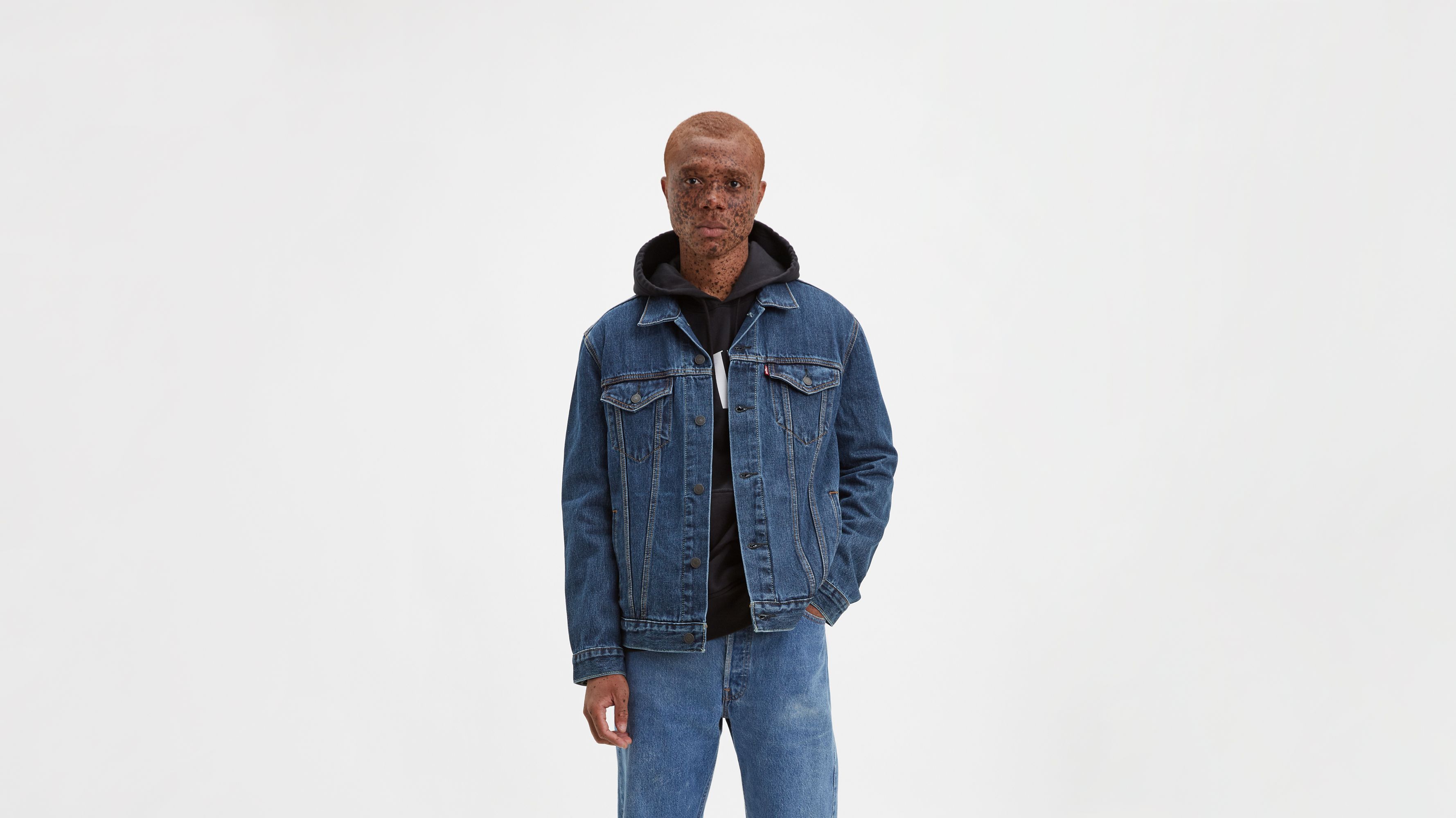 levi's trucker jacket dark wash