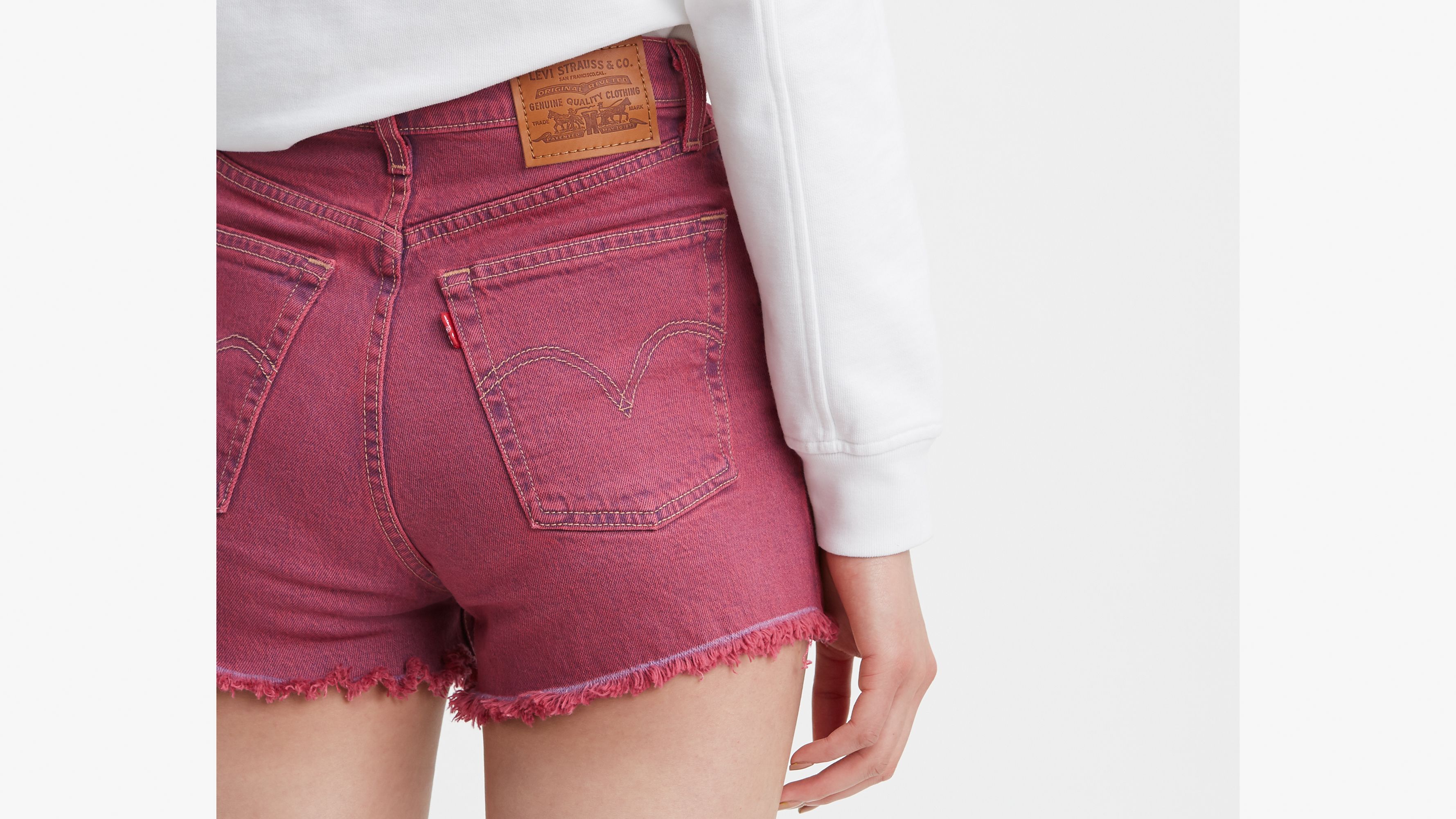 ribcage shorts levis