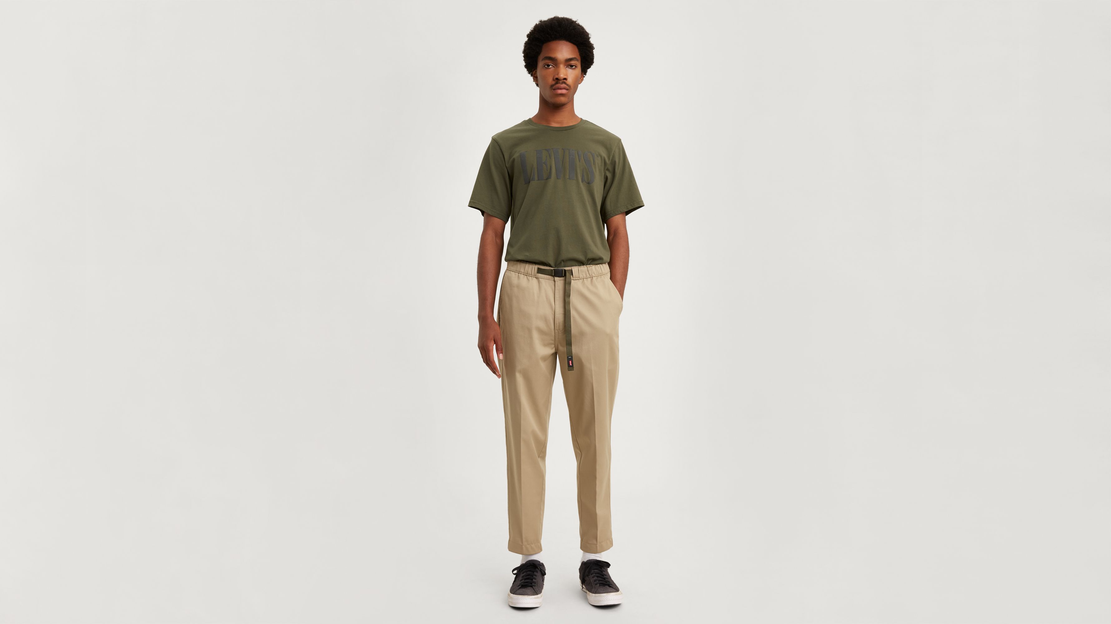 levi's tapered pants