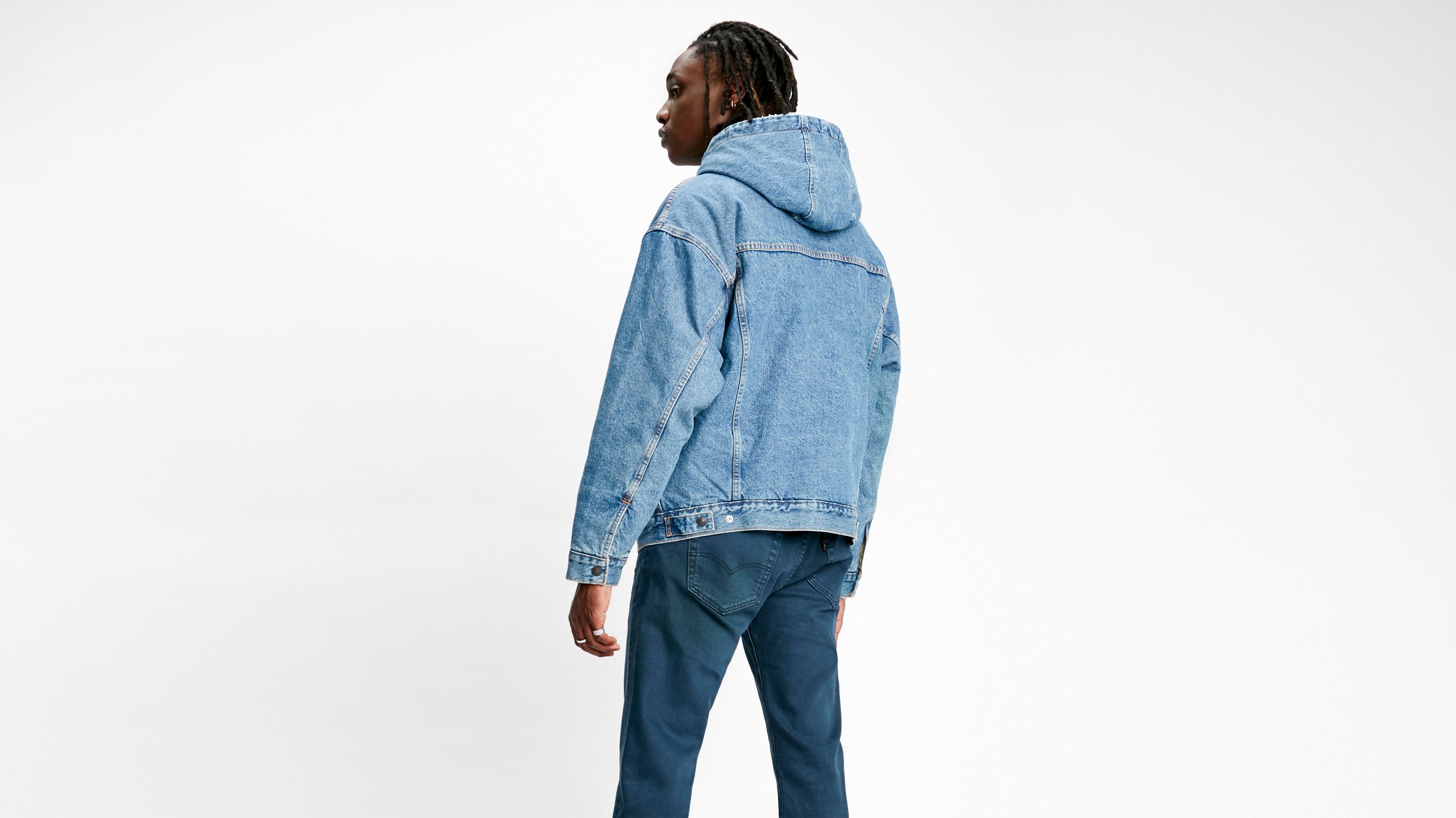 levis hooded sherpa trucker